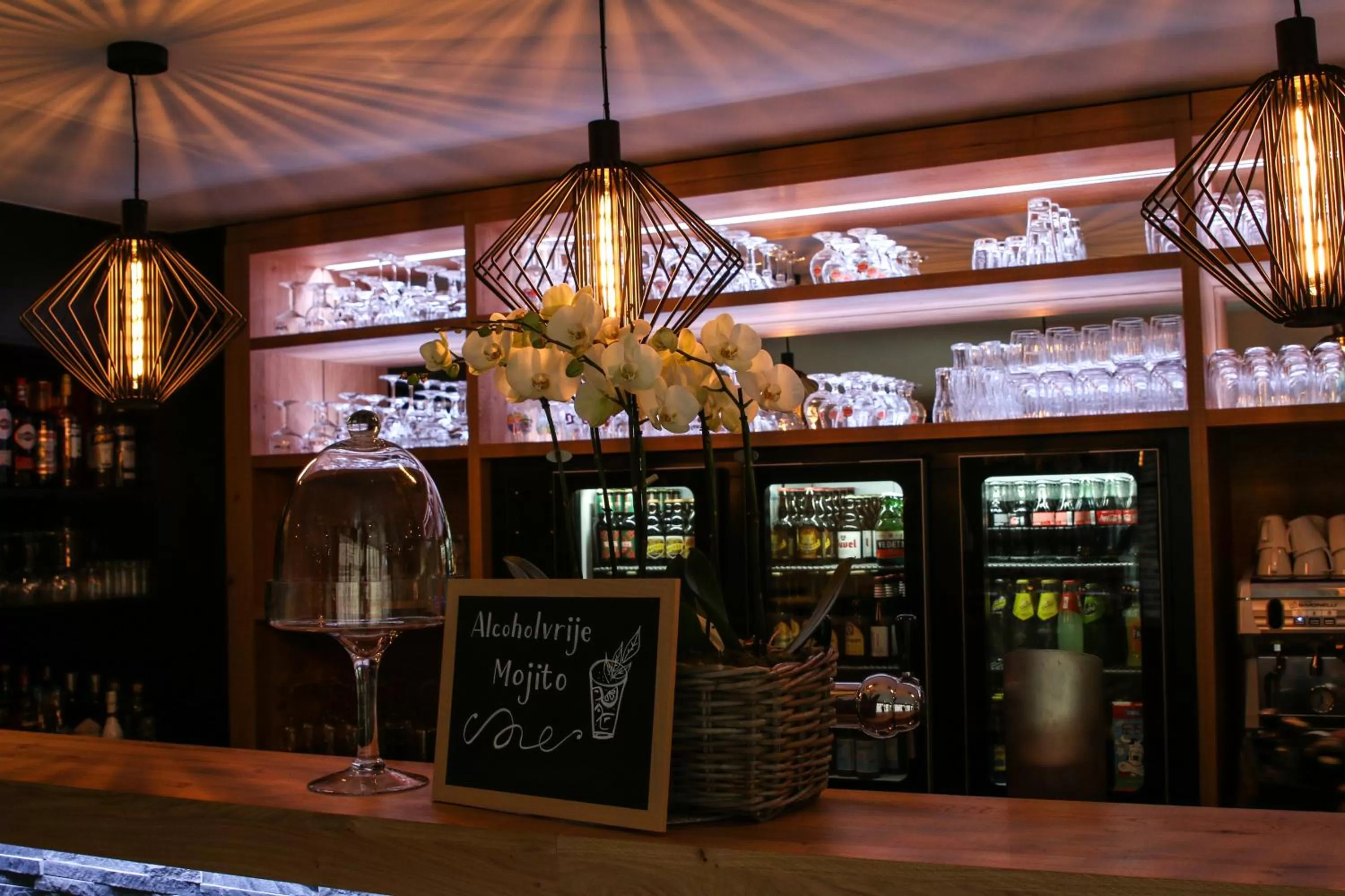 Restaurant/places to eat in B&B Sasput