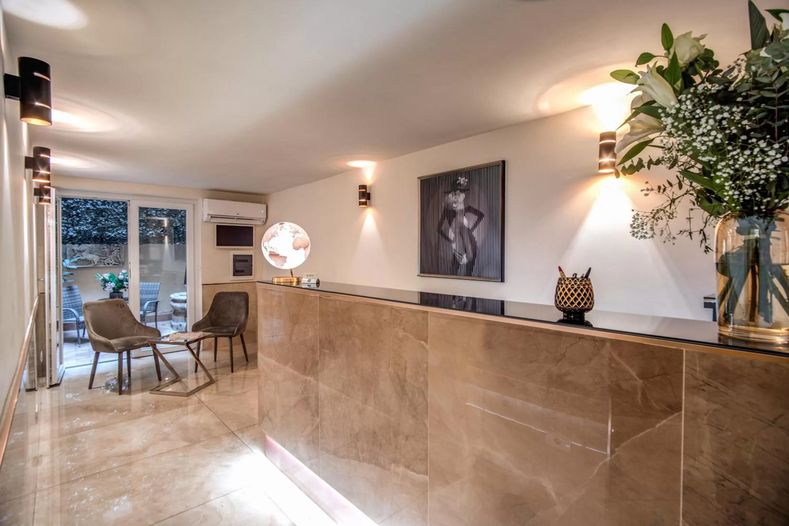 Lobby or reception in Hotel San Silvestro