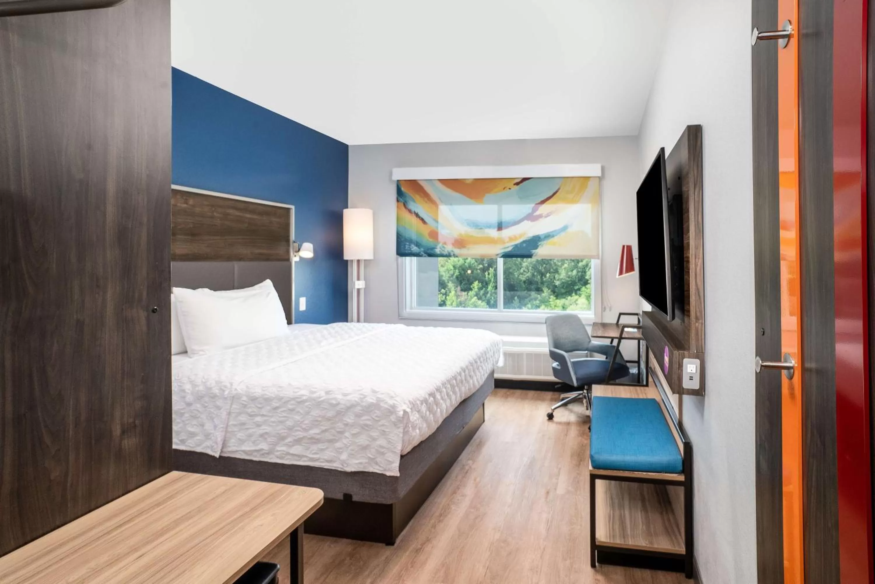 Bedroom, Bed in Tru By Hilton North Little Rock, Ar