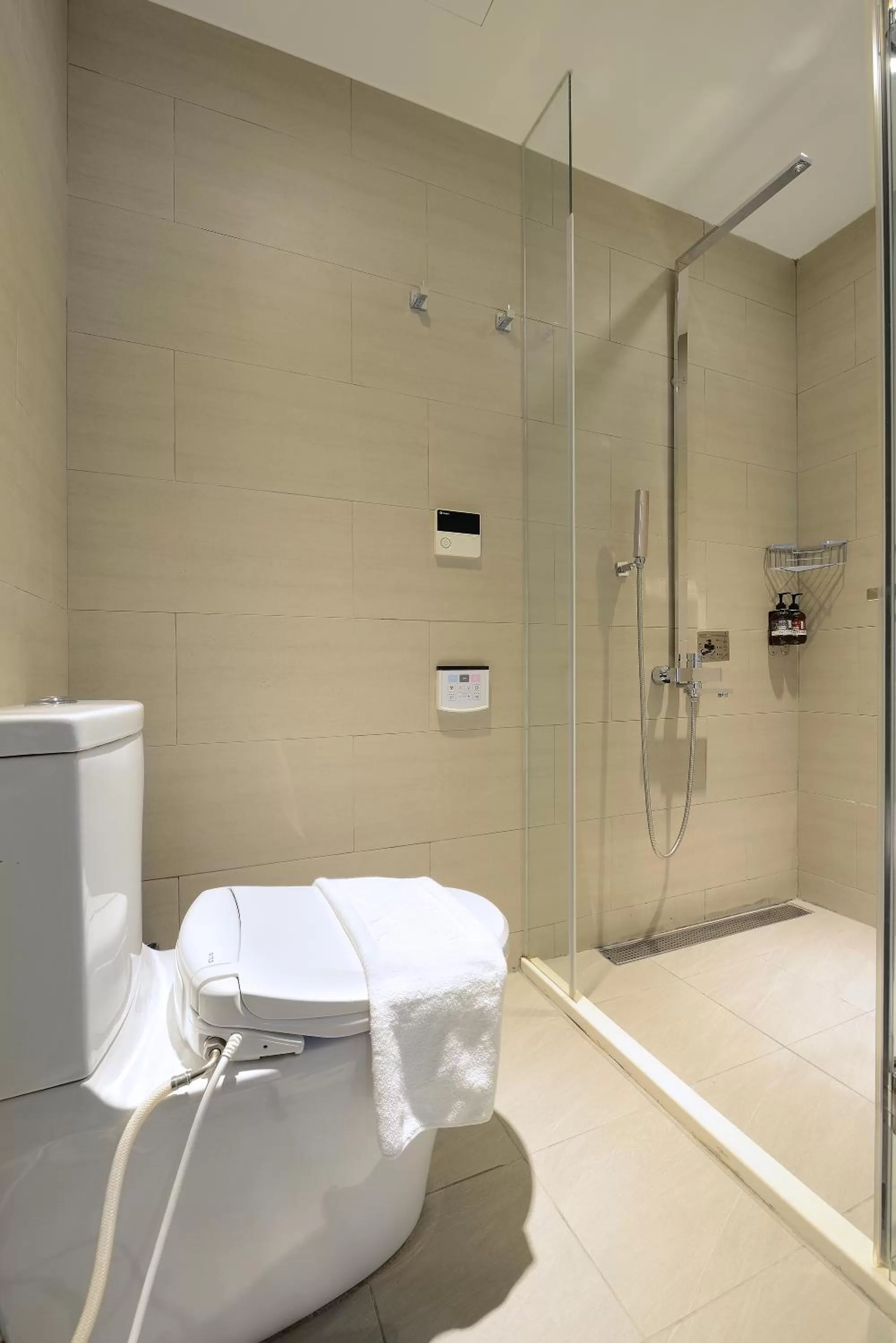 Toilet in Via Hotel Taipei Station