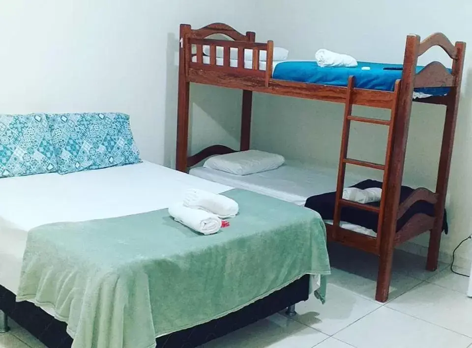 Double Room with Extra Bed in Pousada Das Palmeiras Double Room with Extra Bed in Pousada Das Palmeiras