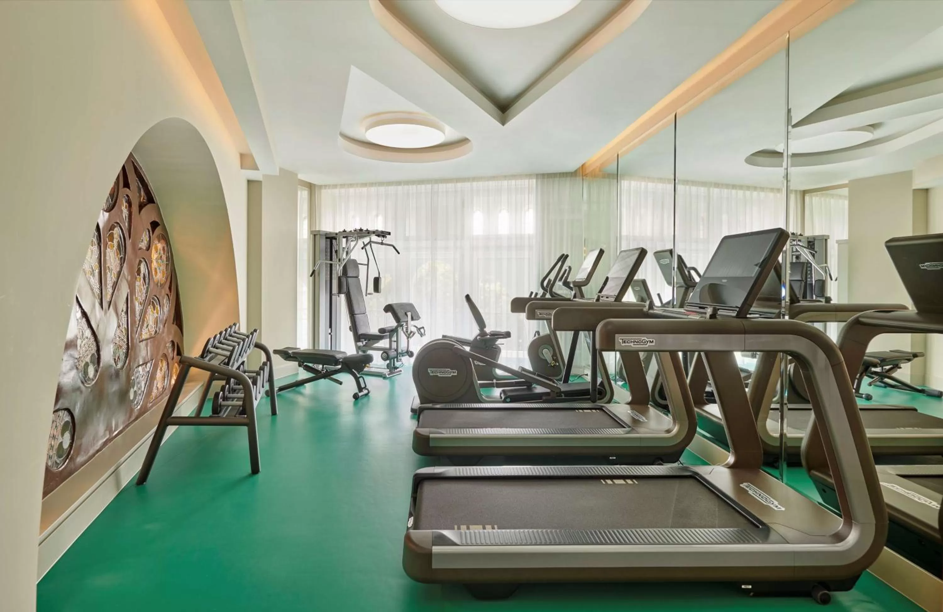 Fitness centre/facilities in Párisi Udvar Hotel Budapest, part of Hyatt