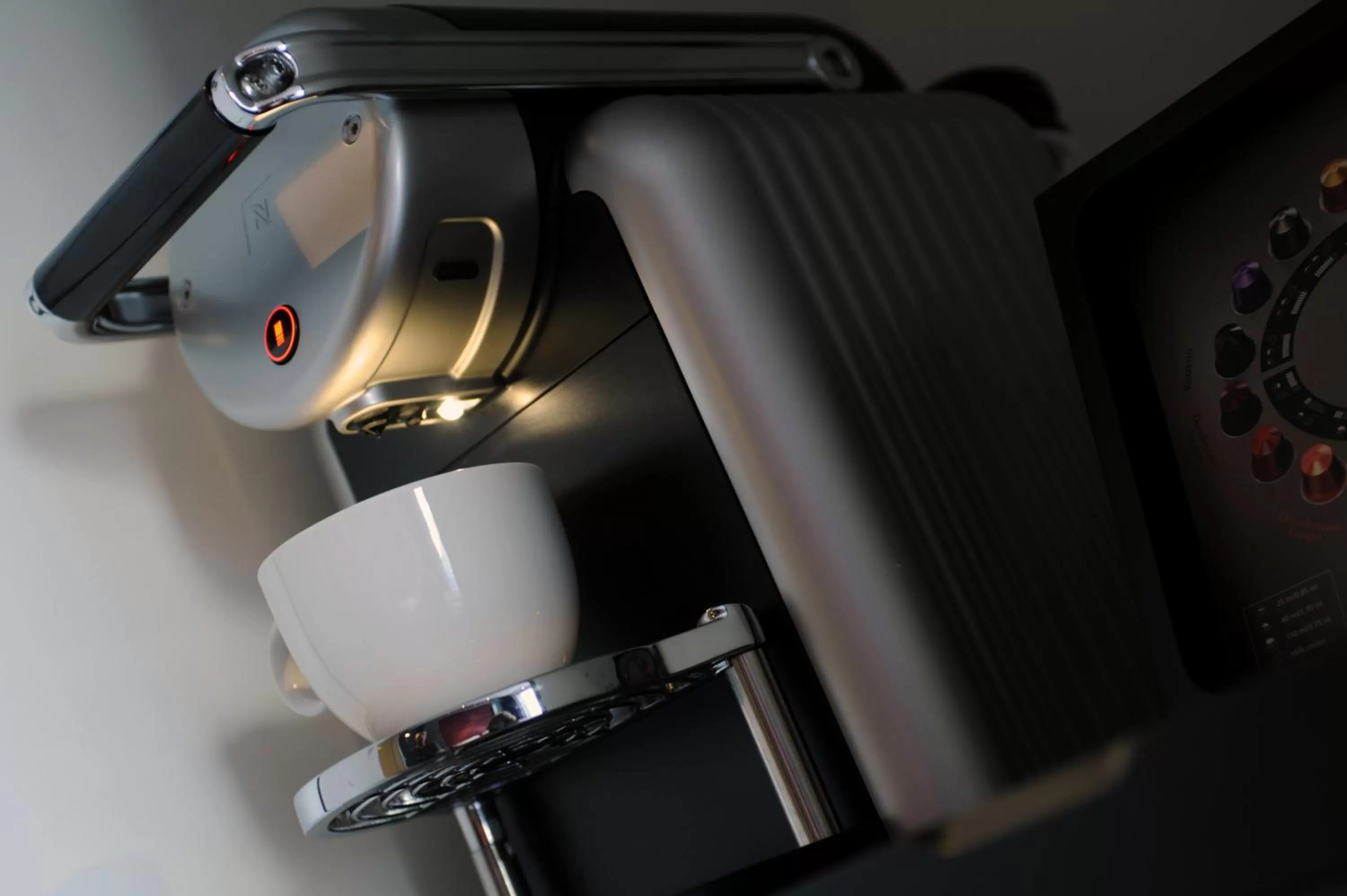 Coffee/tea facilities in Blue Mansion Hotel