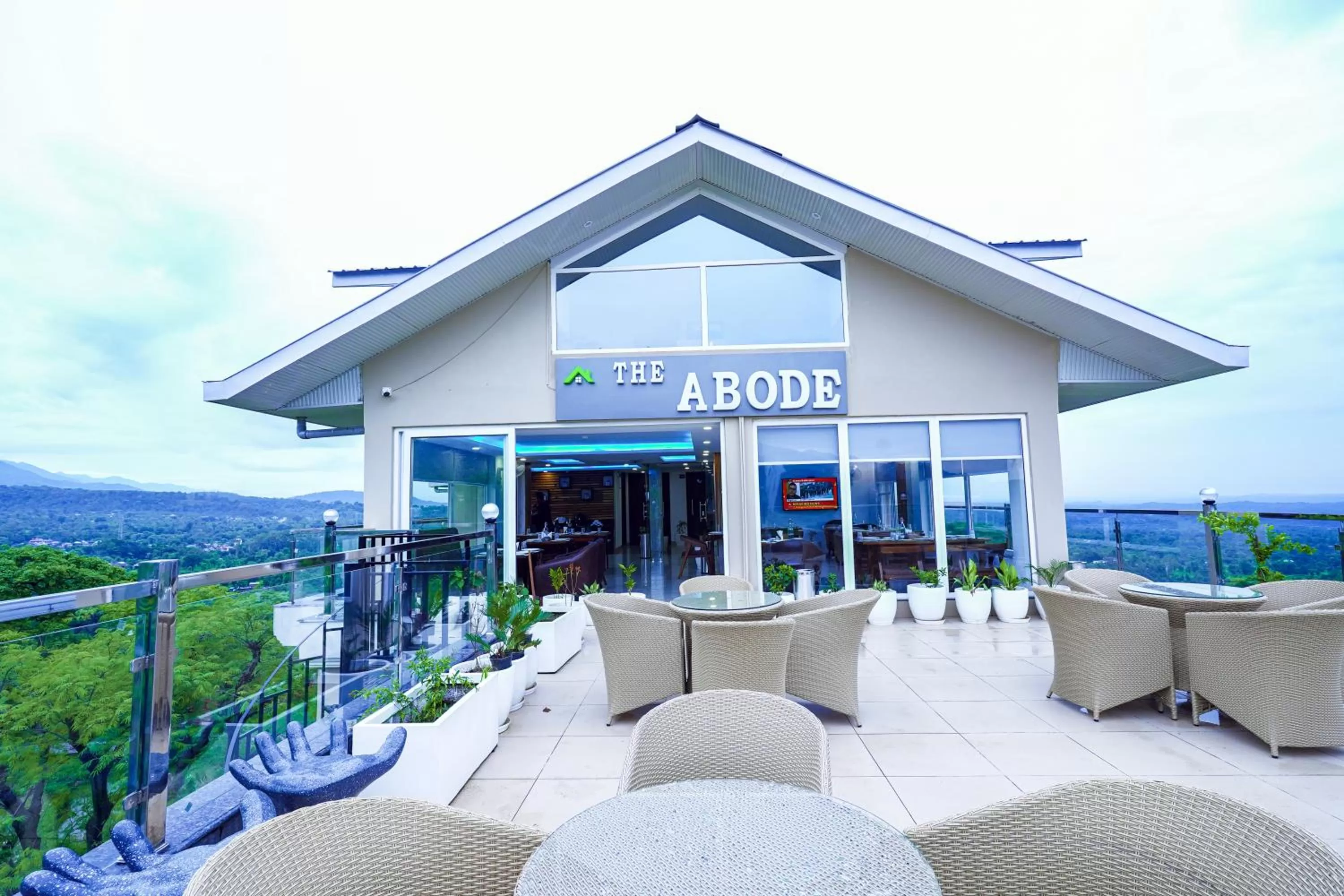 Restaurant/places to eat in Click Collection The Abode, Dharamshala