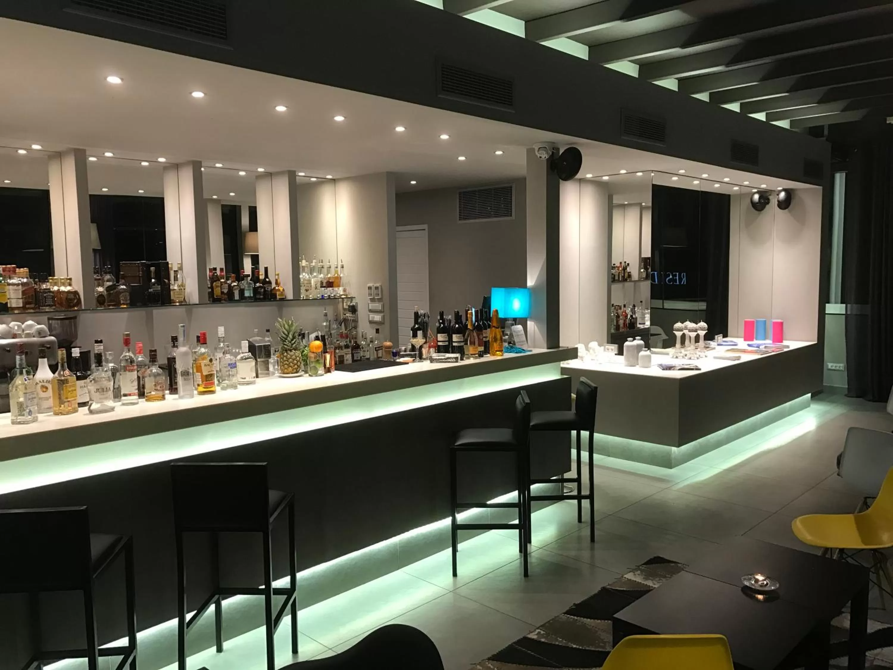 Patio in Polis Grand Hotel