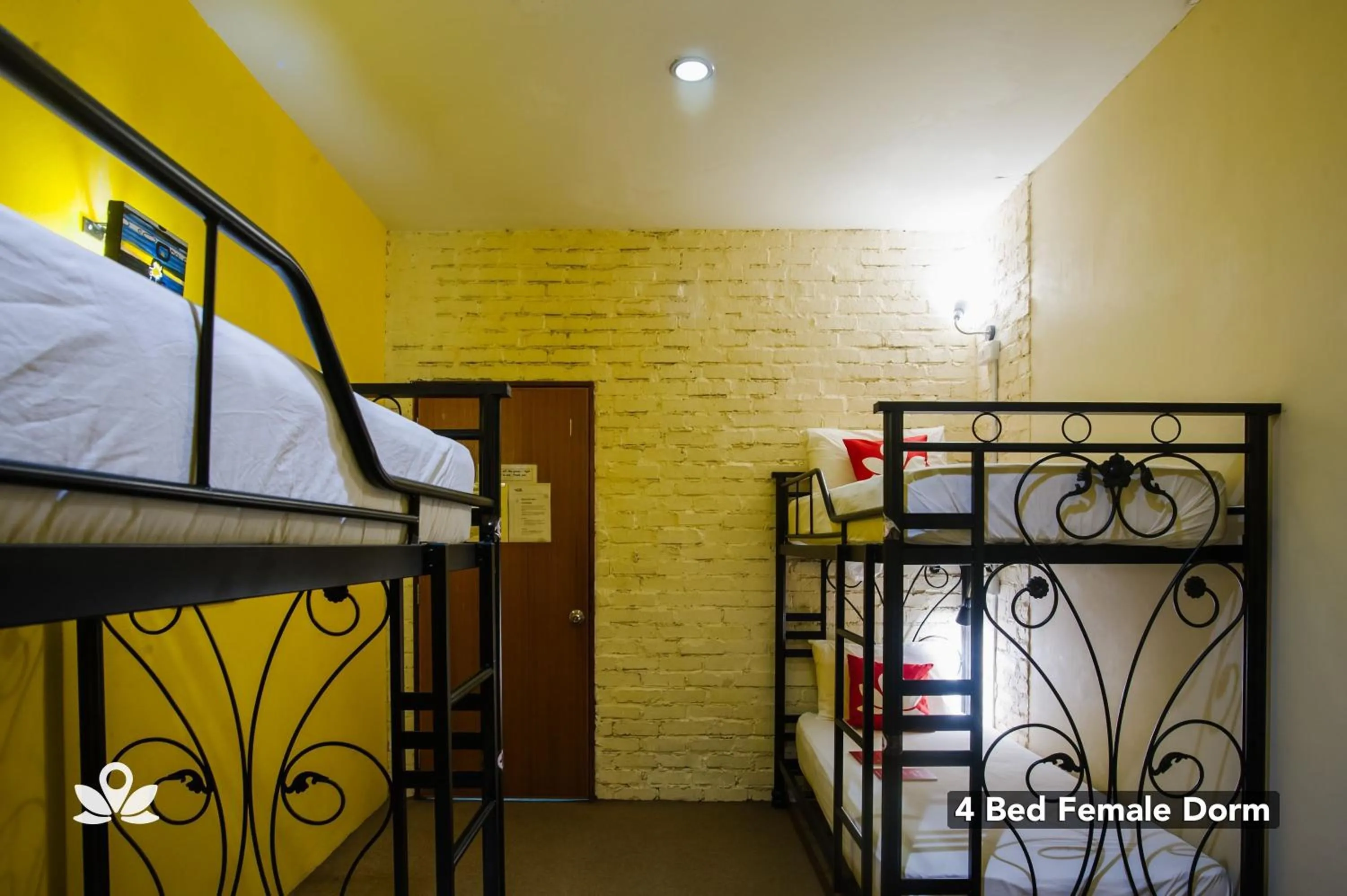 bunk bed, Bed in The Explorers Guesthouse and Hostel