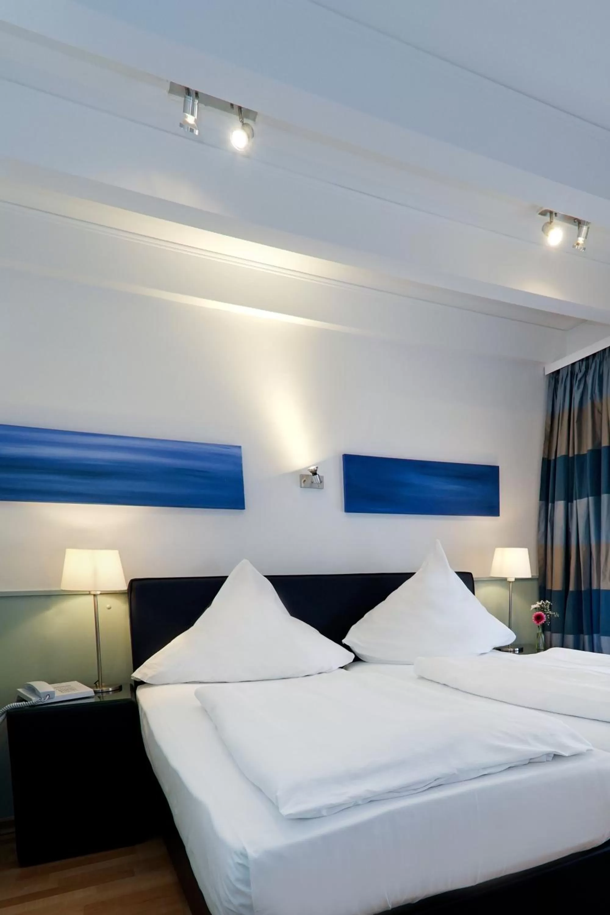 Photo of the whole room, Bed in Hotel im Kupferkessel