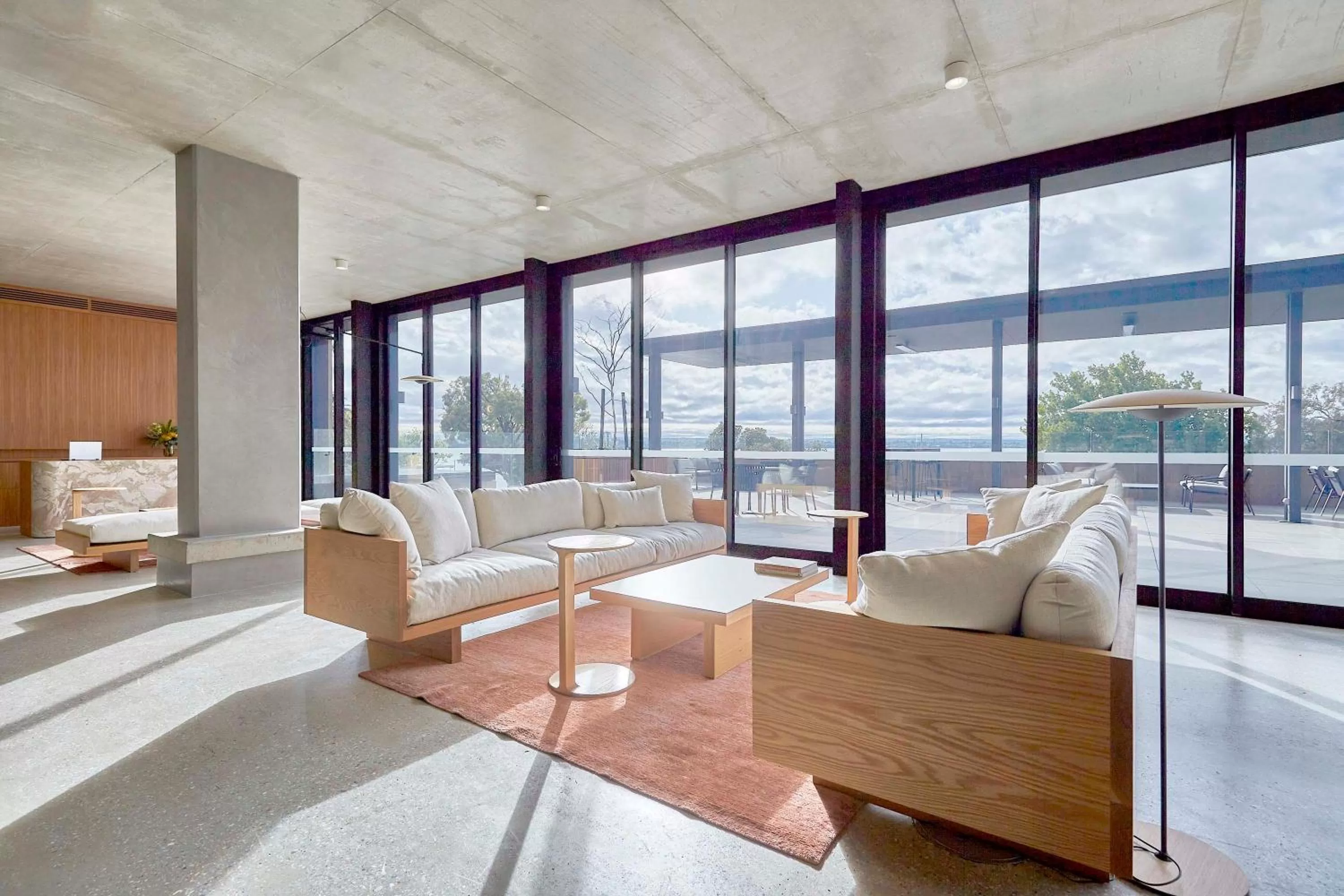 Lobby or reception, Bed in Wonil Hotel Perth - Handwritten Collection