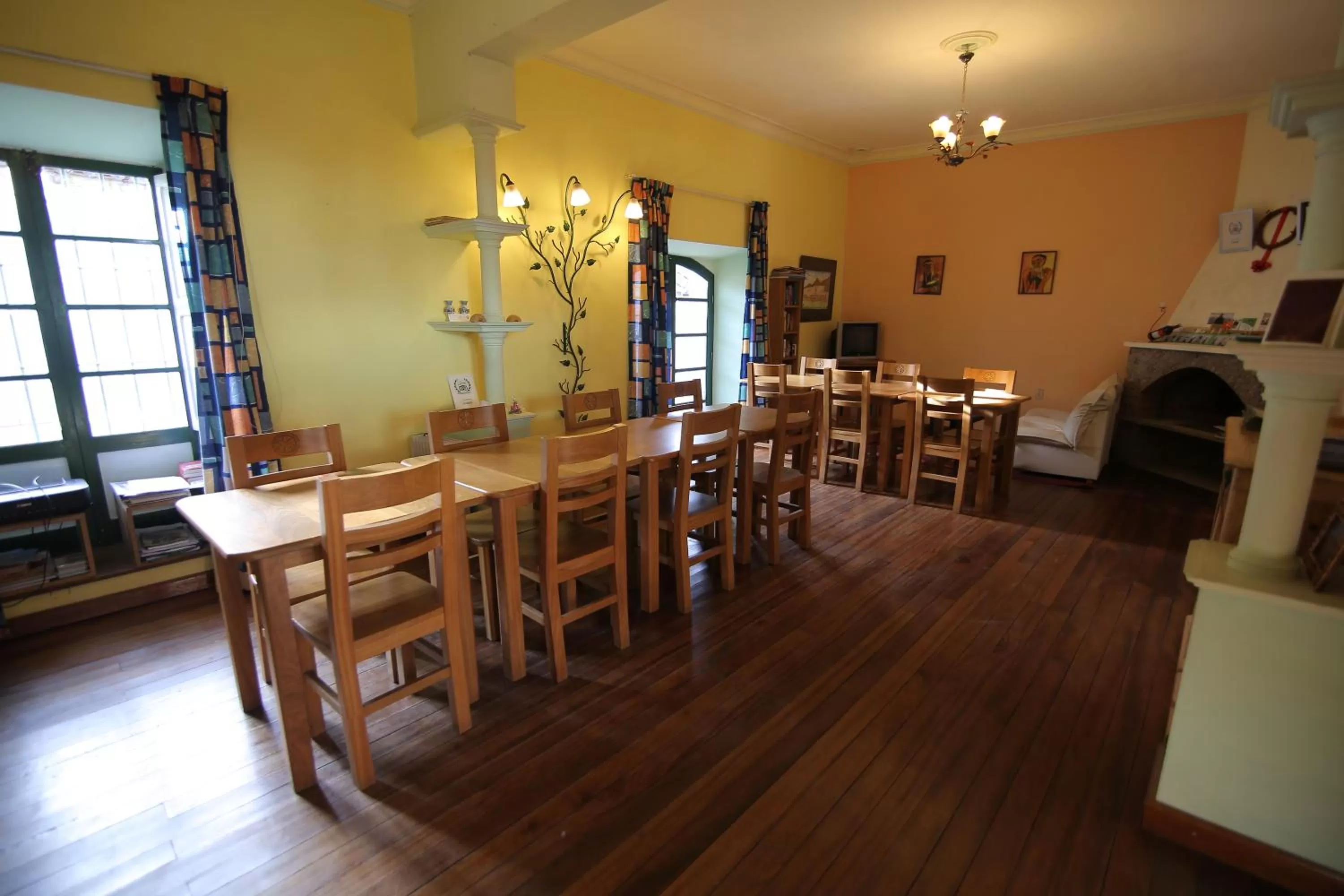 Property building in Casa Verde Hostal