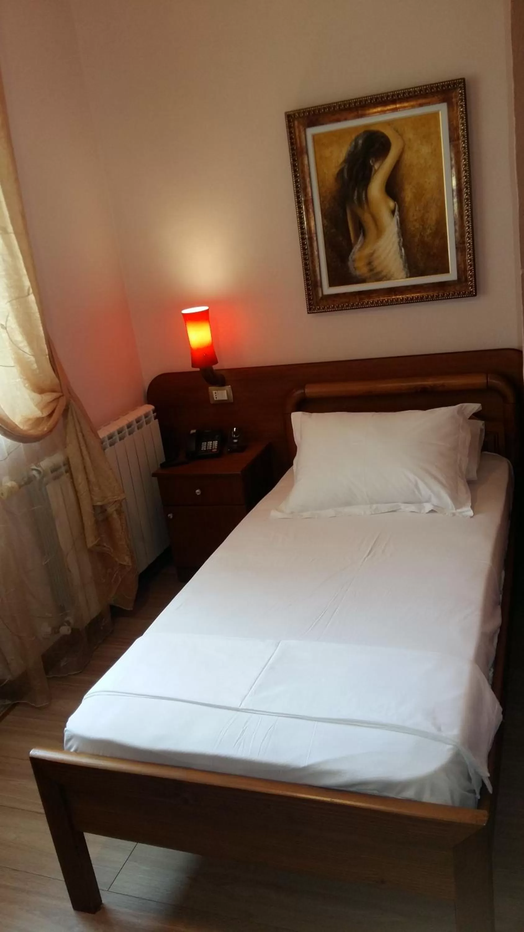 Bed in Drini Hotel