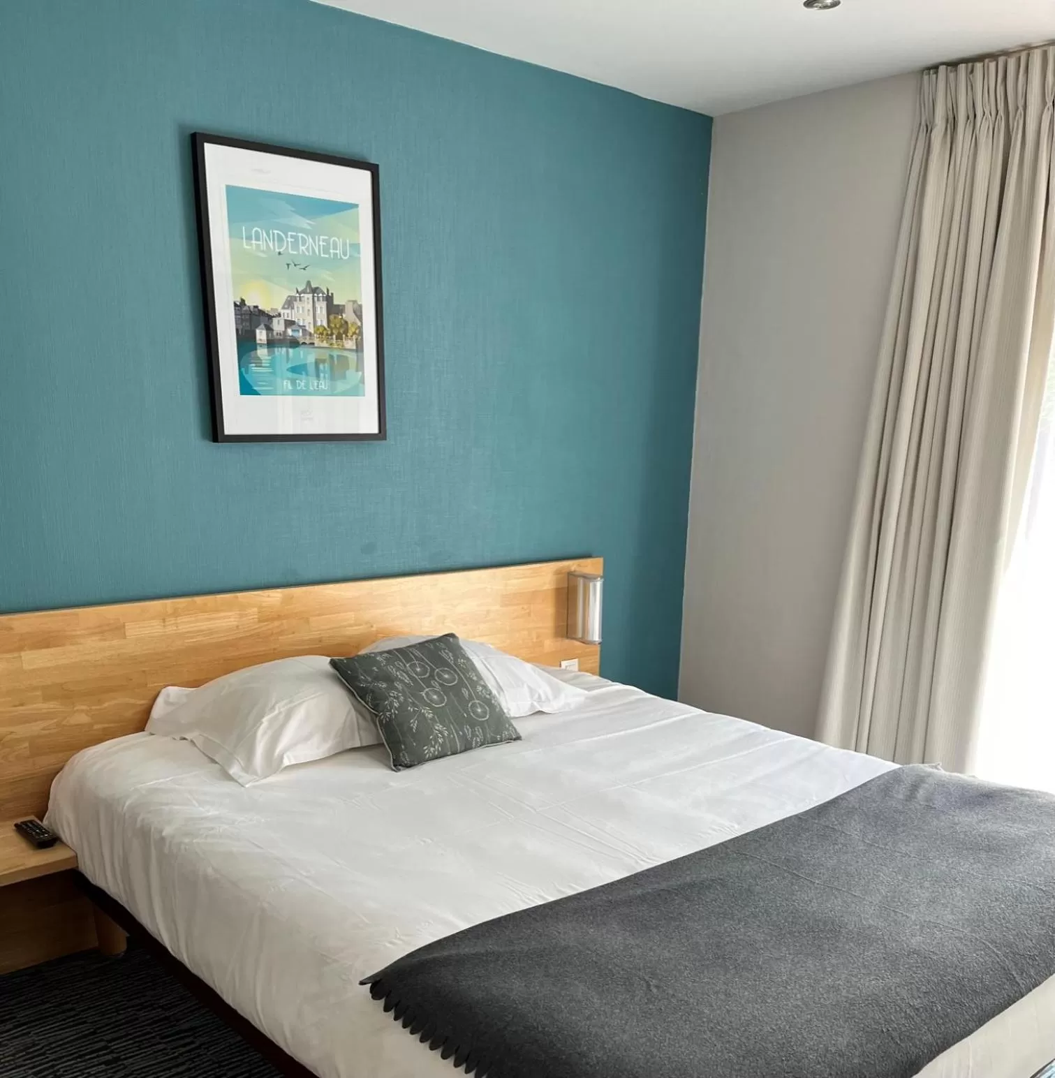 Bed in Le Clos Du Pontic Logis et Cit'Hotel