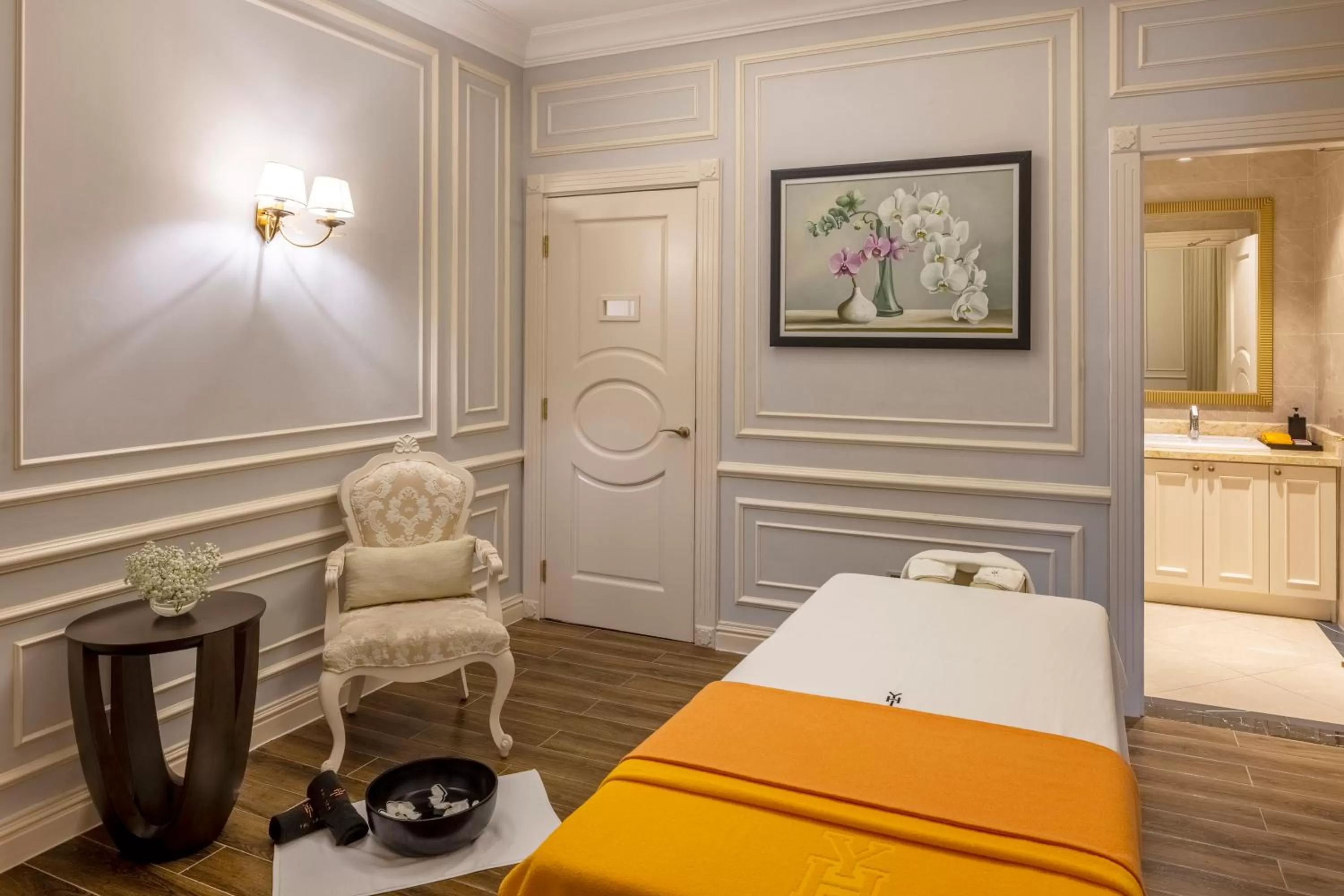 Massage, Bed in Meliá Vinpearl Phu Ly