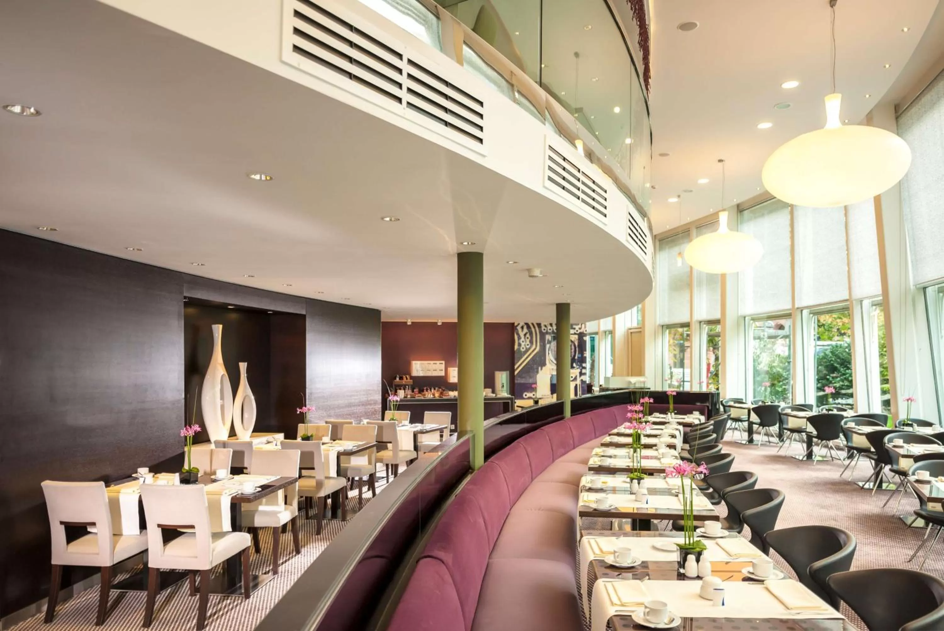Restaurant/places to eat in Dorint Kongresshotel Mannheim