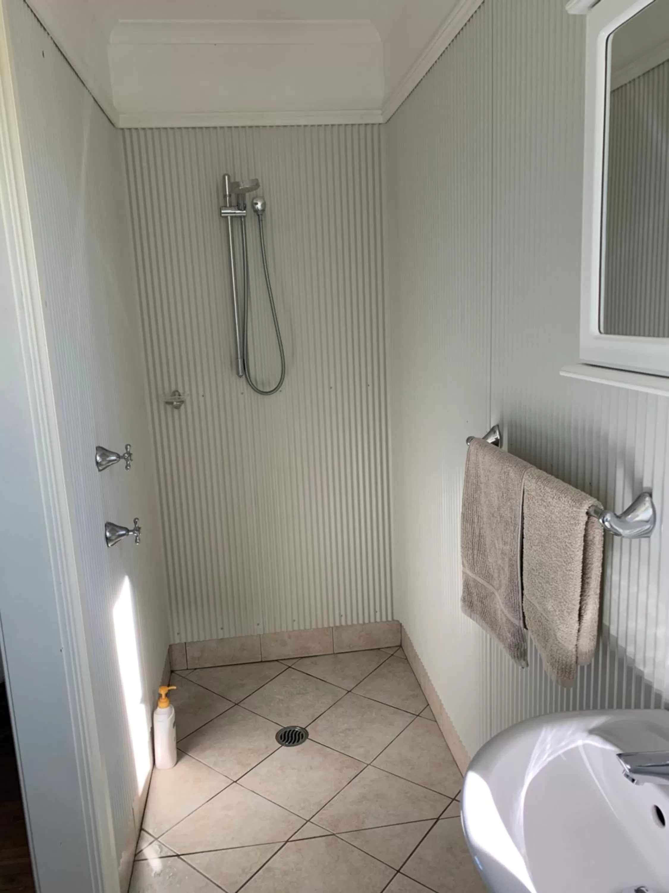 Bathroom in Amazing Views Pet Friendly Bed and Breakfast