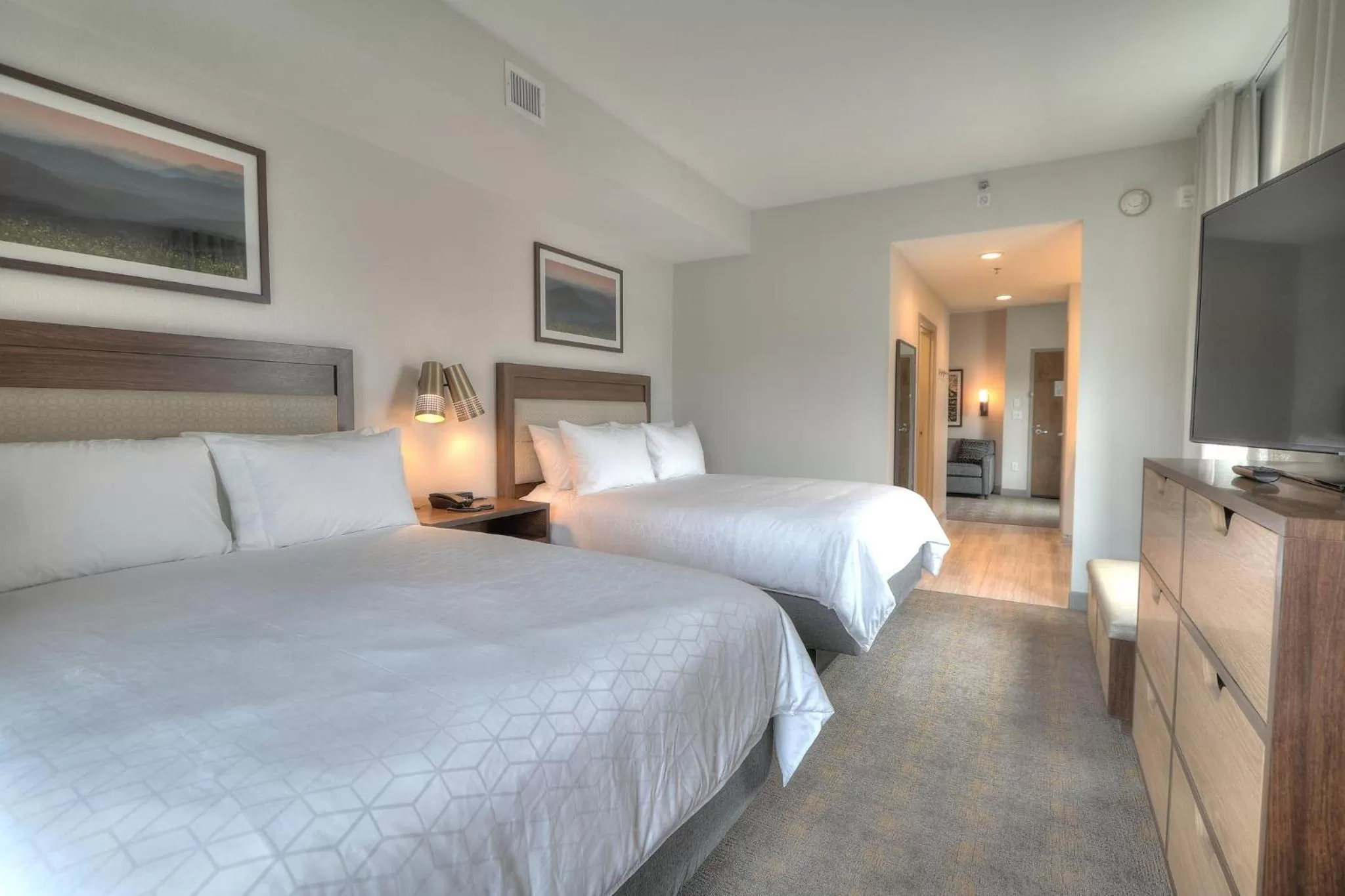 Photo of the whole room, Bed in Holiday Inn & Suites Pigeon Forge Convention Center by IHG