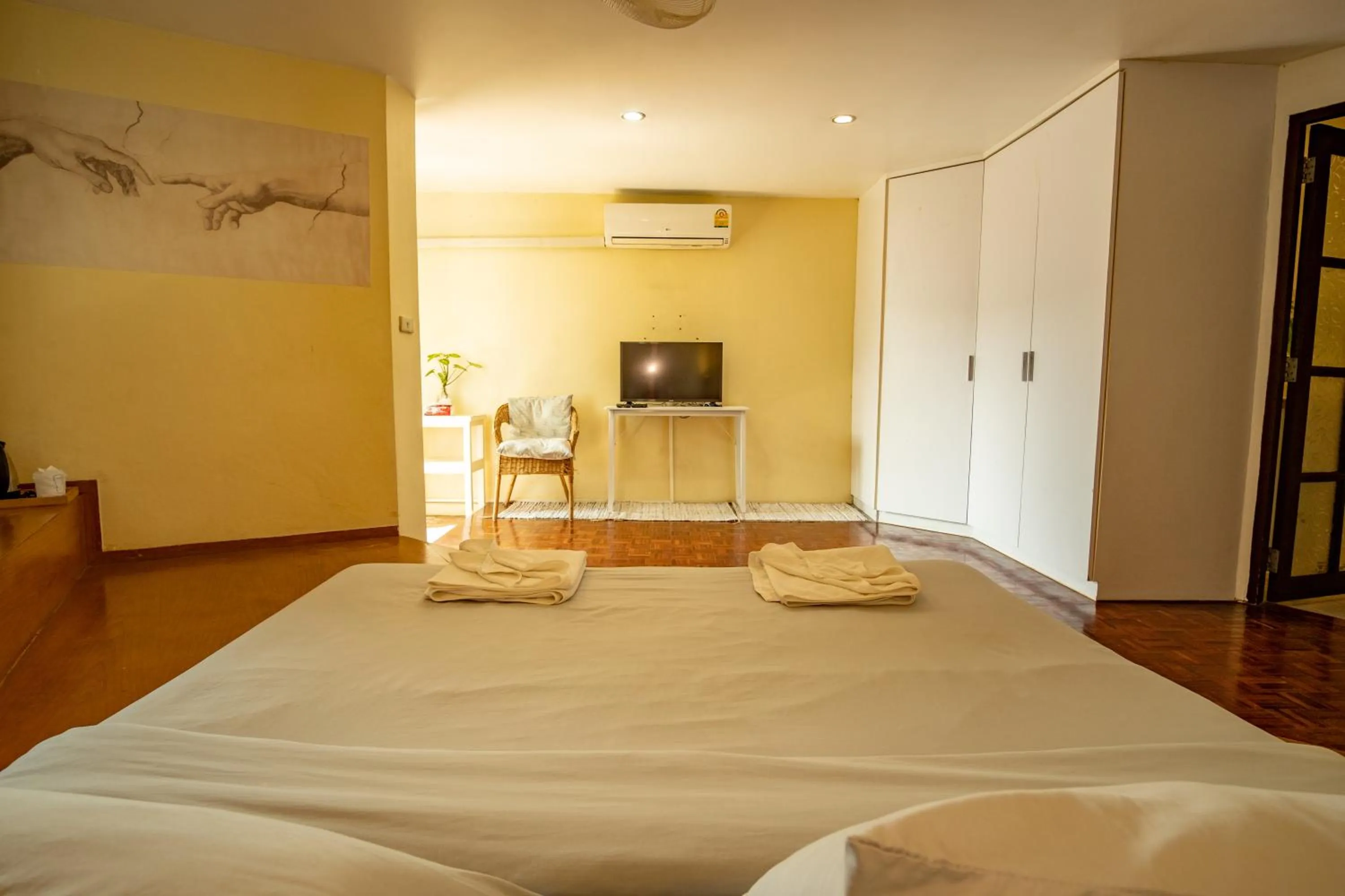 Home 16  (Hostel 16)