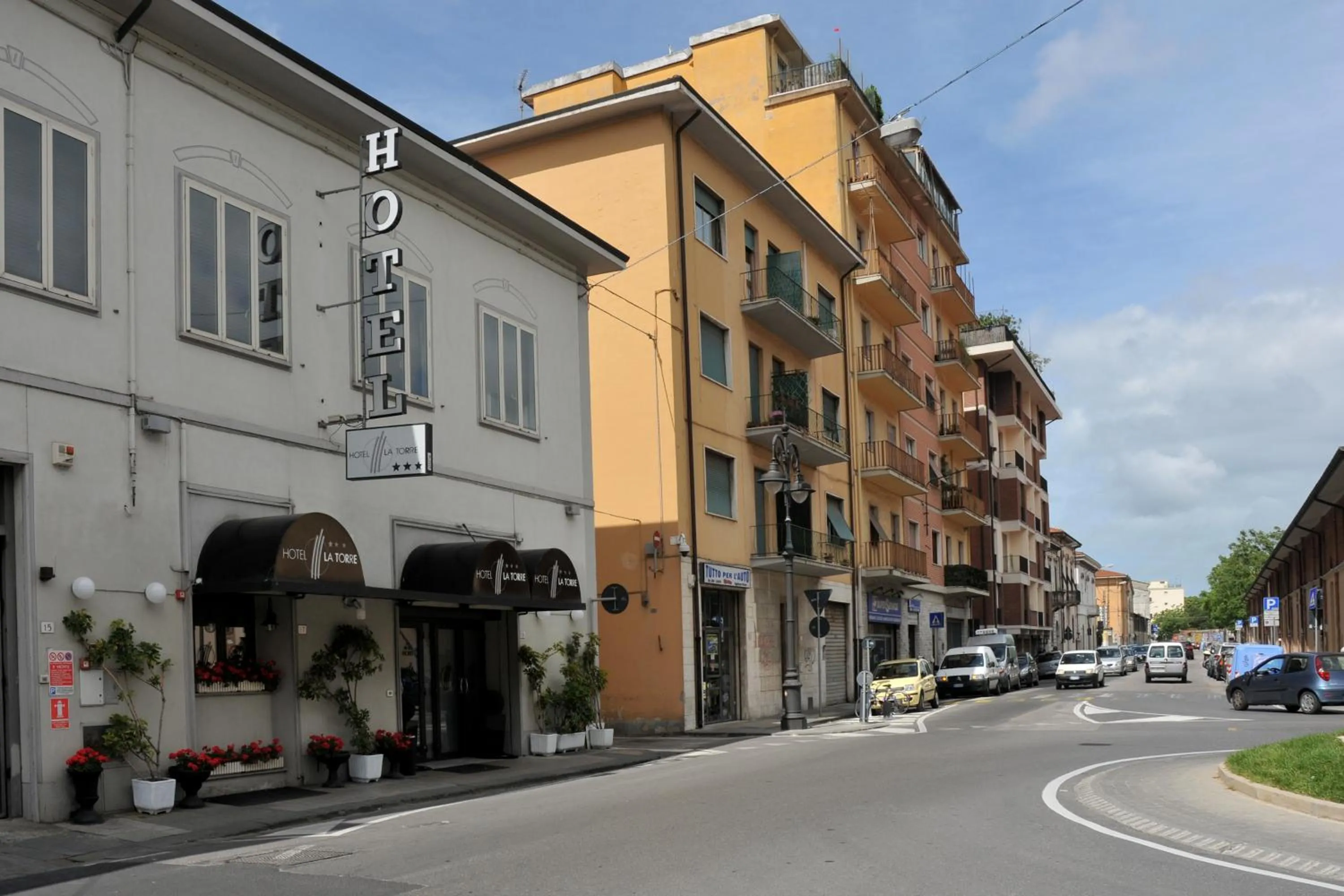 Facade/entrance in Hotel La Torre