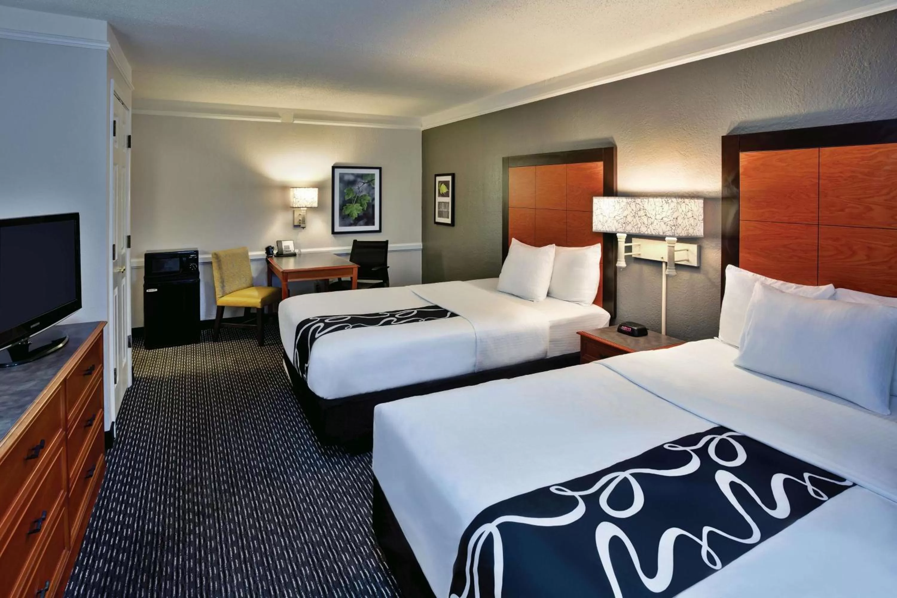 Deluxe Double Room with Two Double Beds - Non-Smoking in La Quinta Inn by Wyndham Nashville South