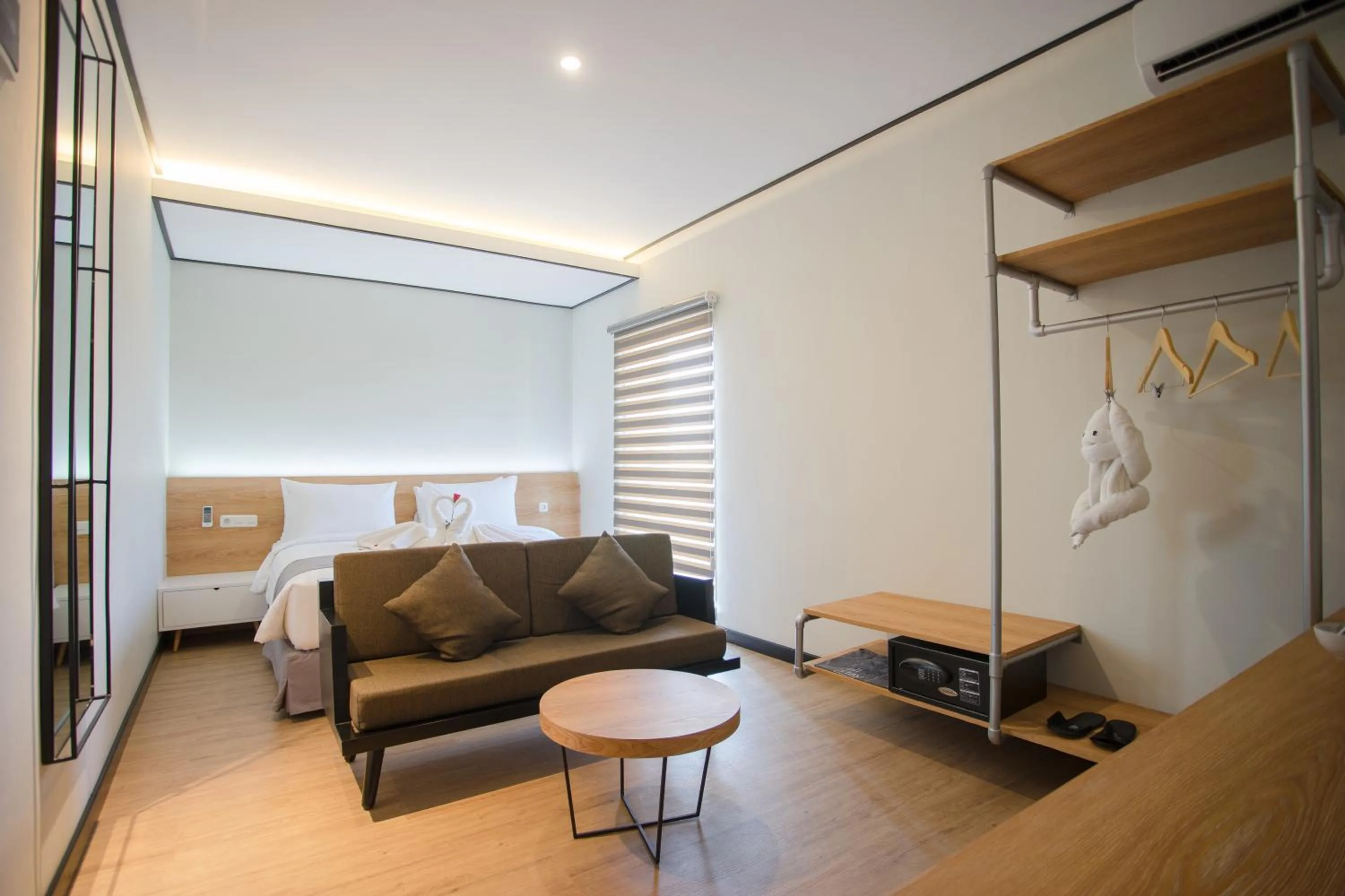 Shower, Bed in Allstay Ecotel Yogyakarta