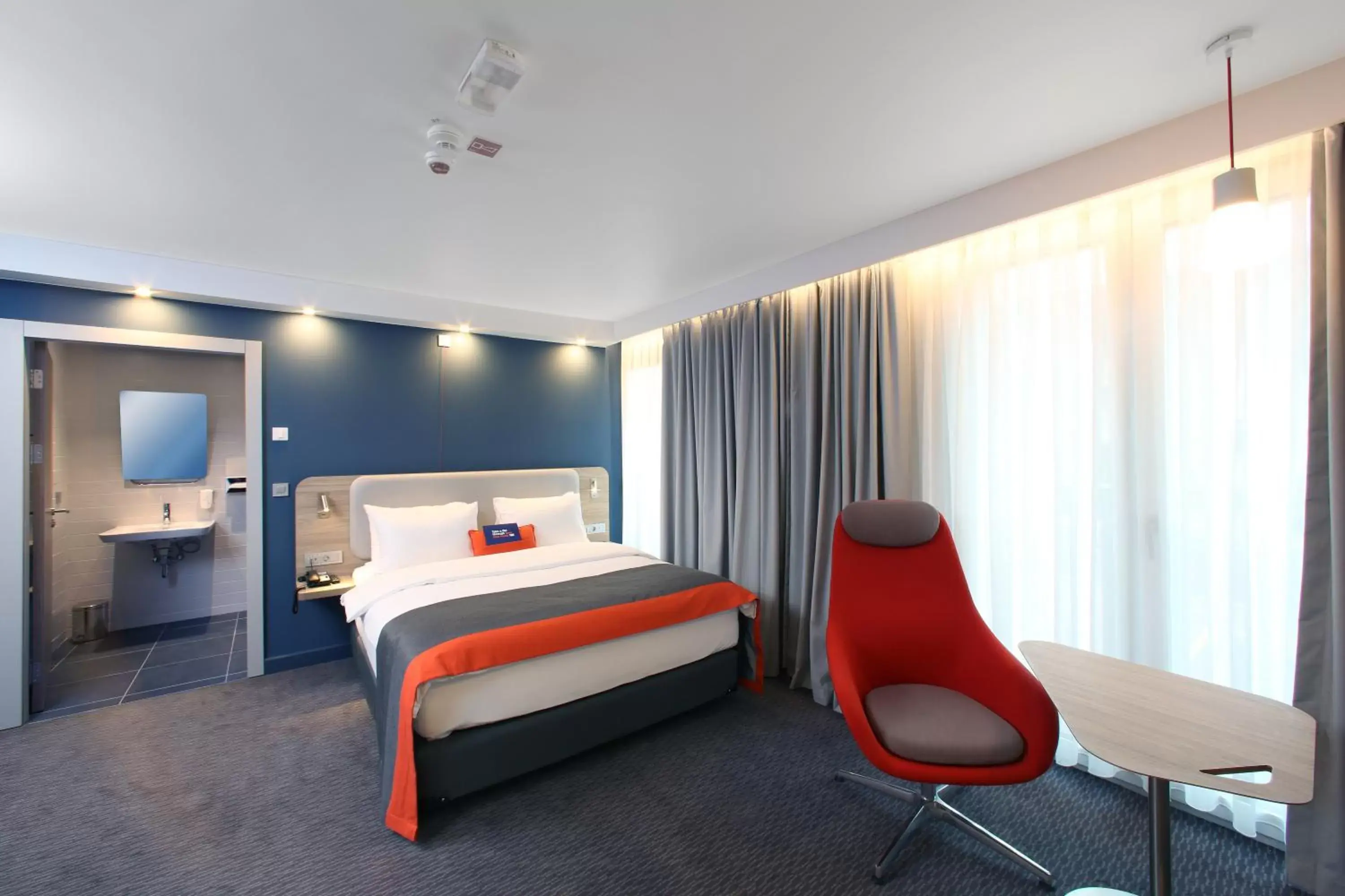 Standard Queen Room - Accessible with Free Breakfast in Holiday Inn Express - Ljubljana by IHG Standard Queen Room - Accessible with Free Breakfast in Holiday Inn Express - Ljubljana by IHG