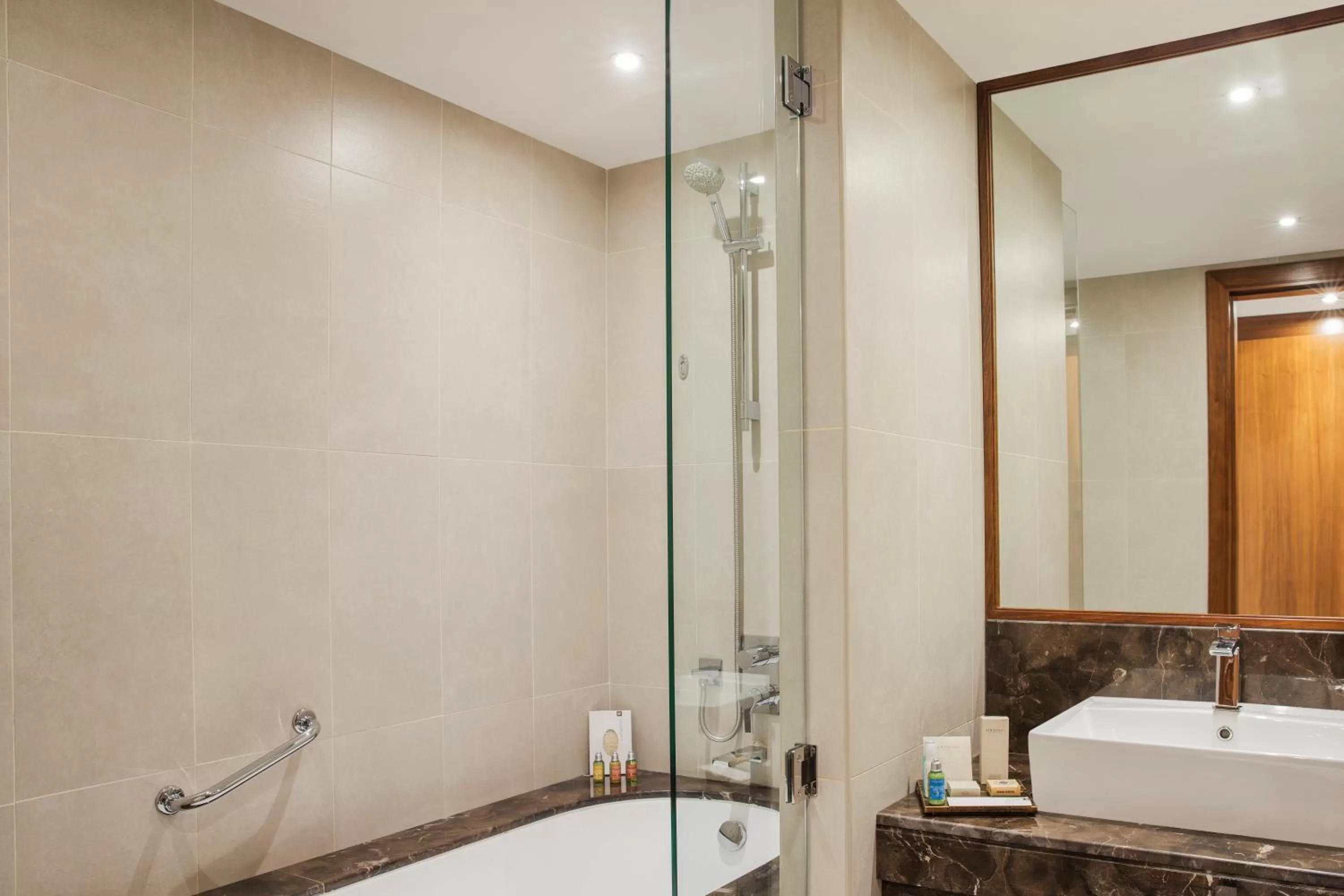 Bathroom in Jumeira Rotana – Dubai