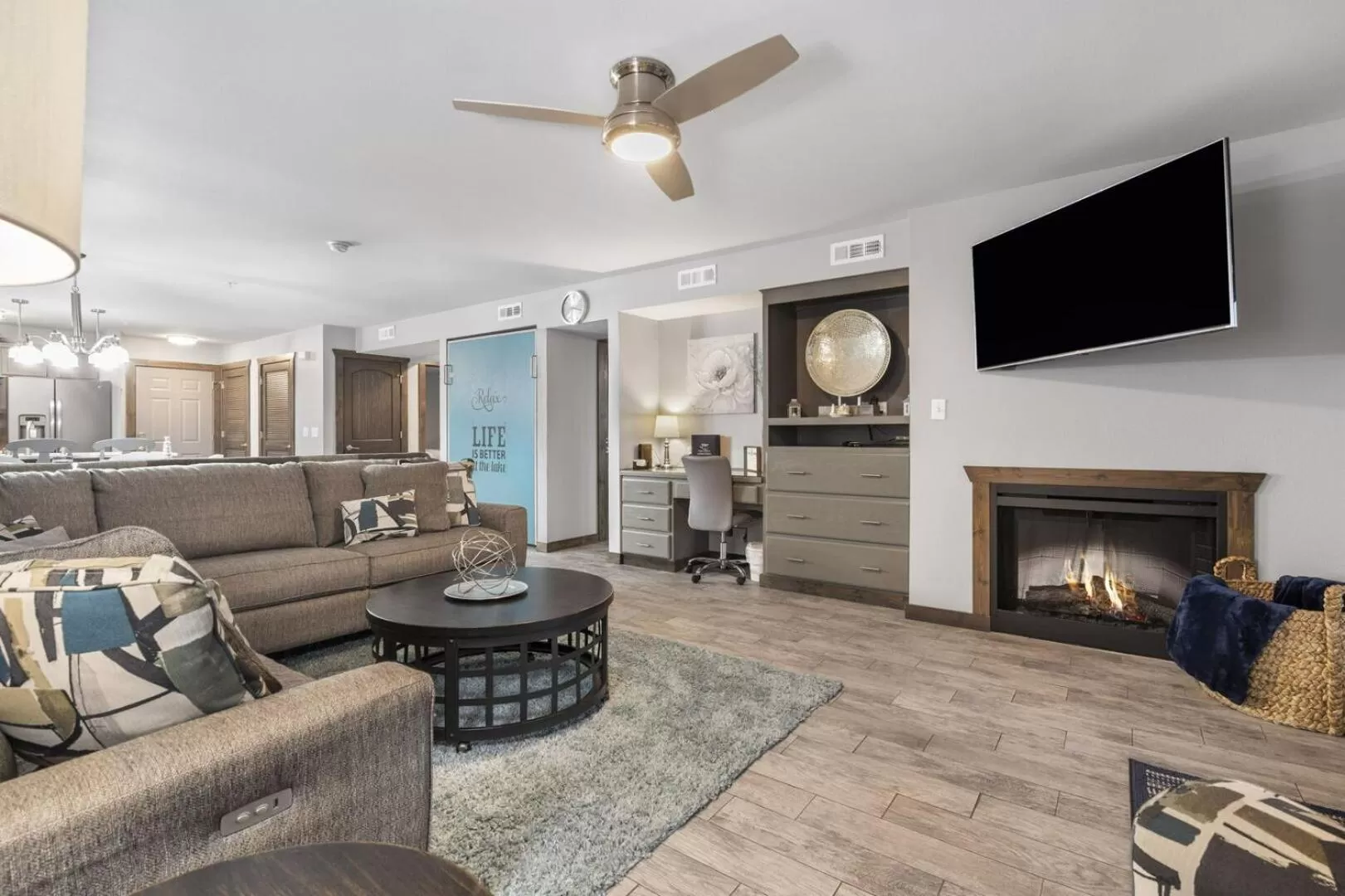 Living room in Table Rock Resorts at Indian Point