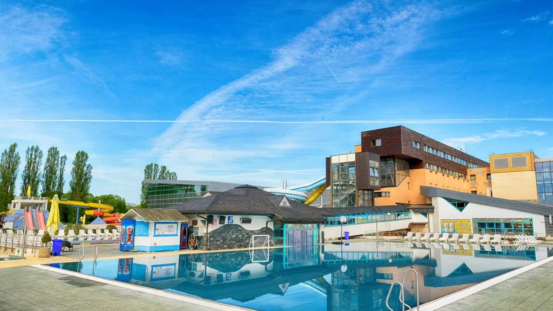 Aqua park in Hotel AquaCity Riverside