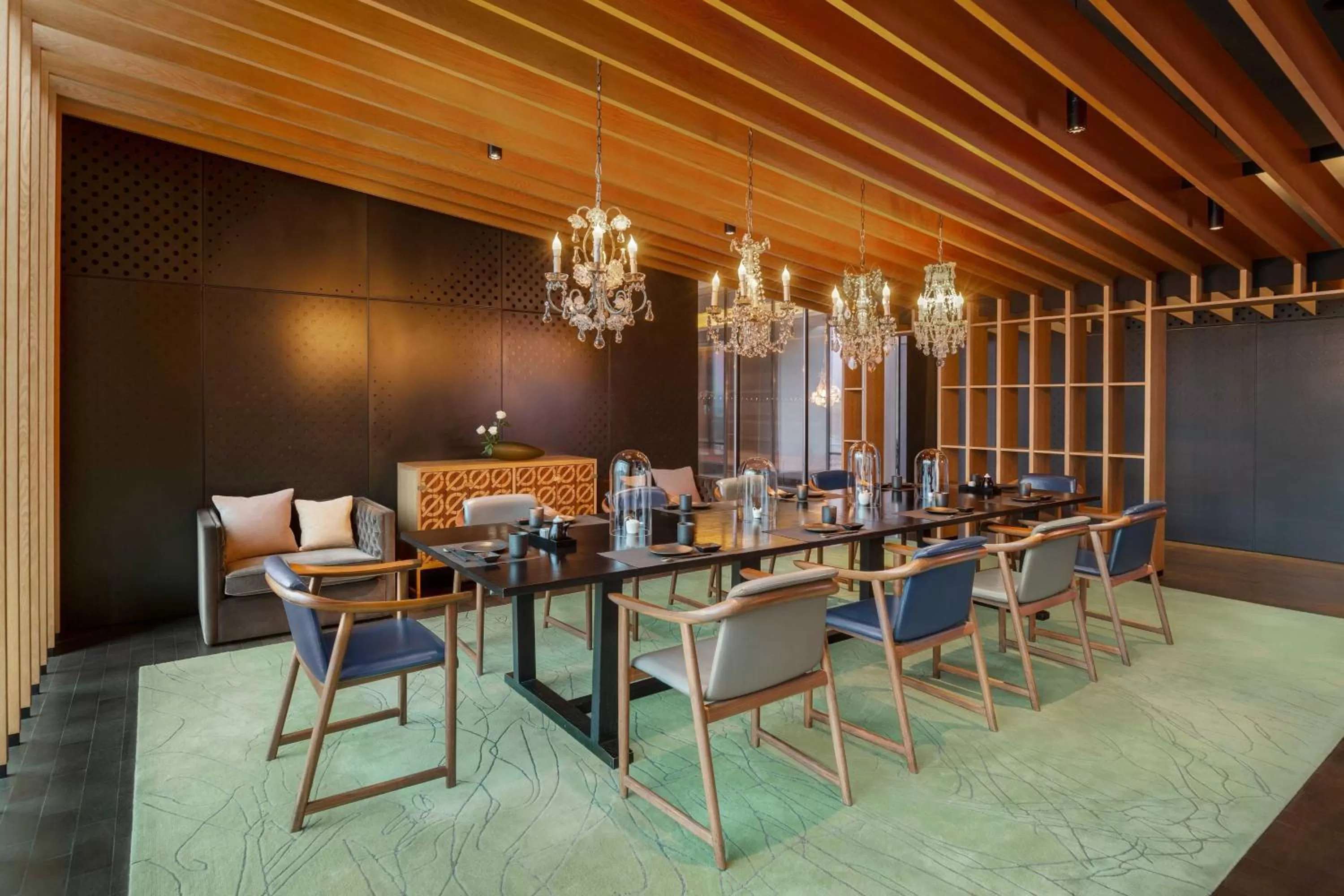 Restaurant/places to eat in Le Meridien Zhengzhou