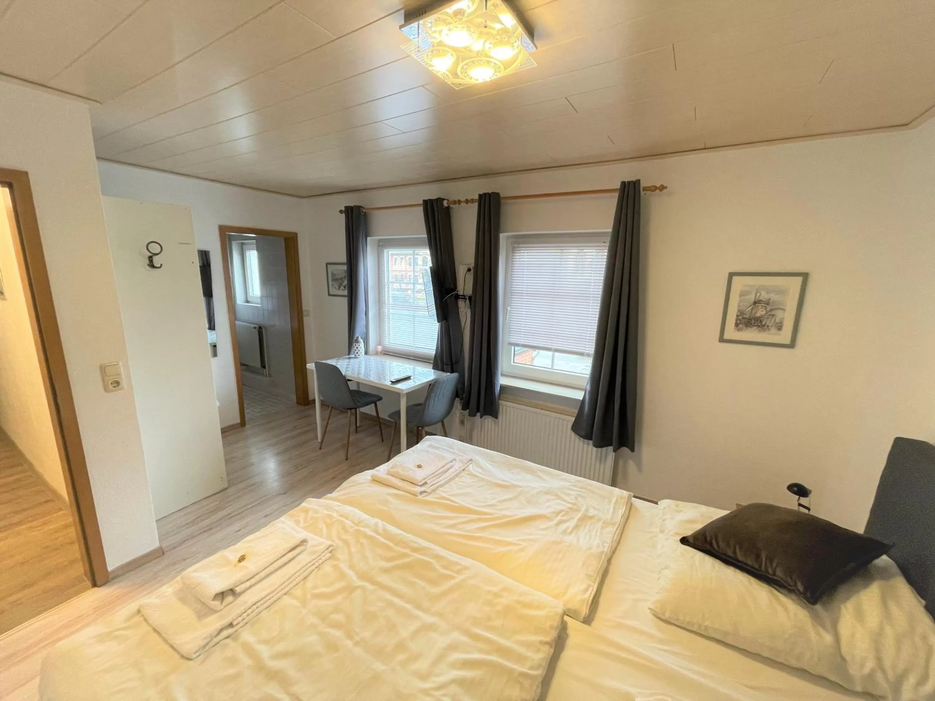 Bed in Ellada Restaurant & Hotel