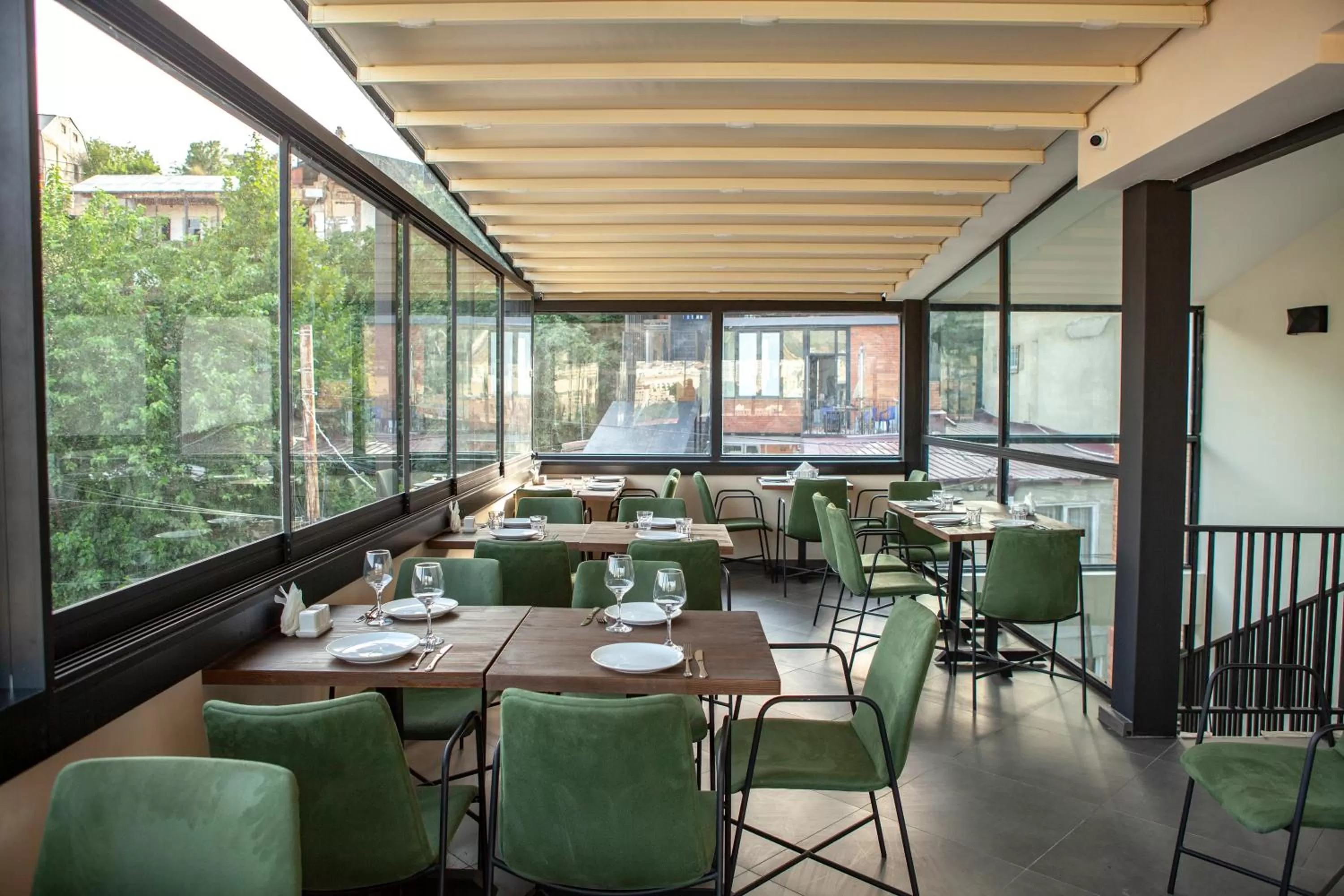 Restaurant/places to eat in Old City Boutique Hotel