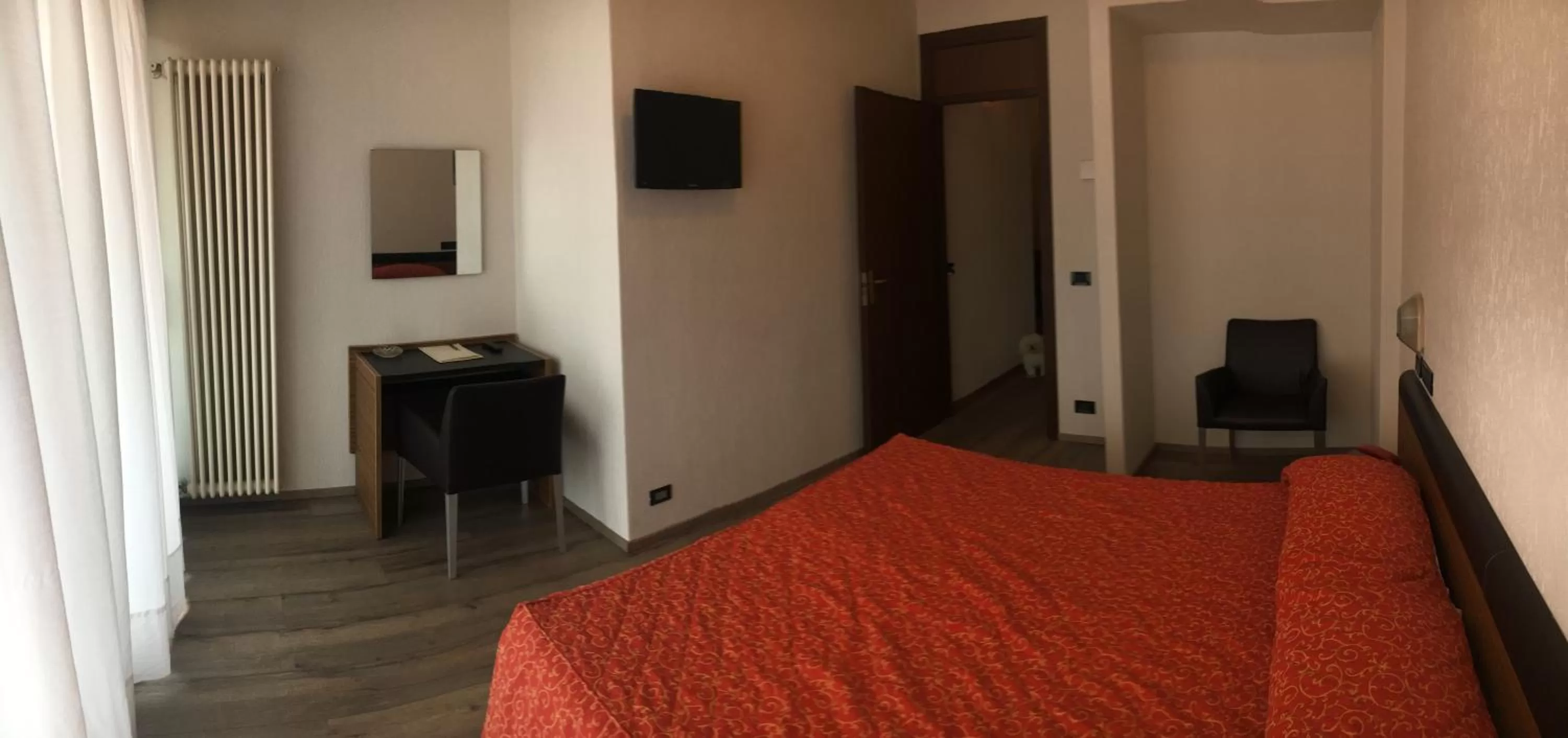 Bed in Albergo Valle d'Oro