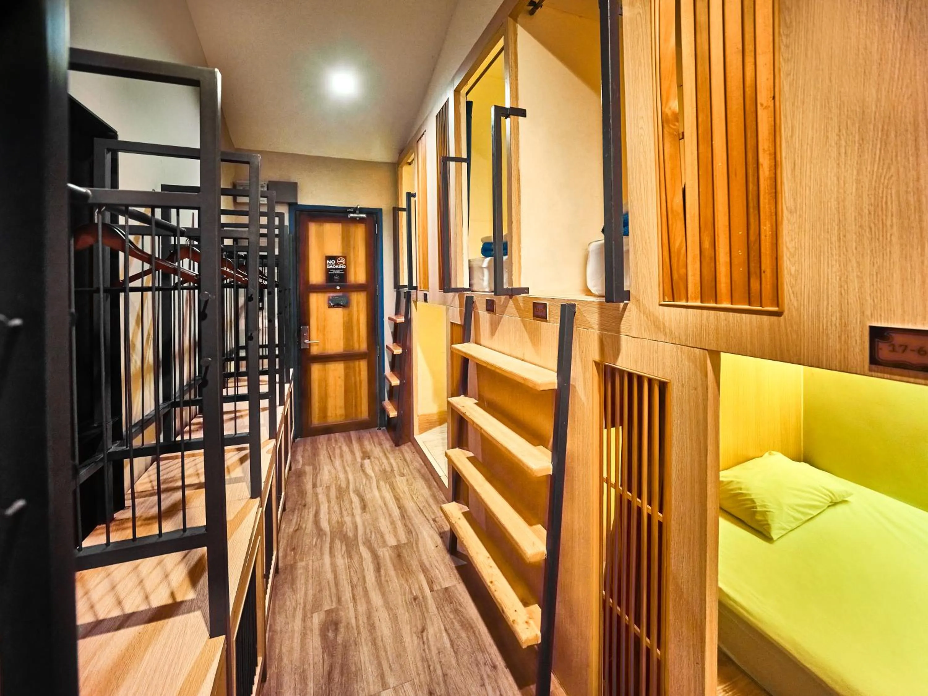 bunk bed in Prince Theatre Heritage Stay Hostel - Silom