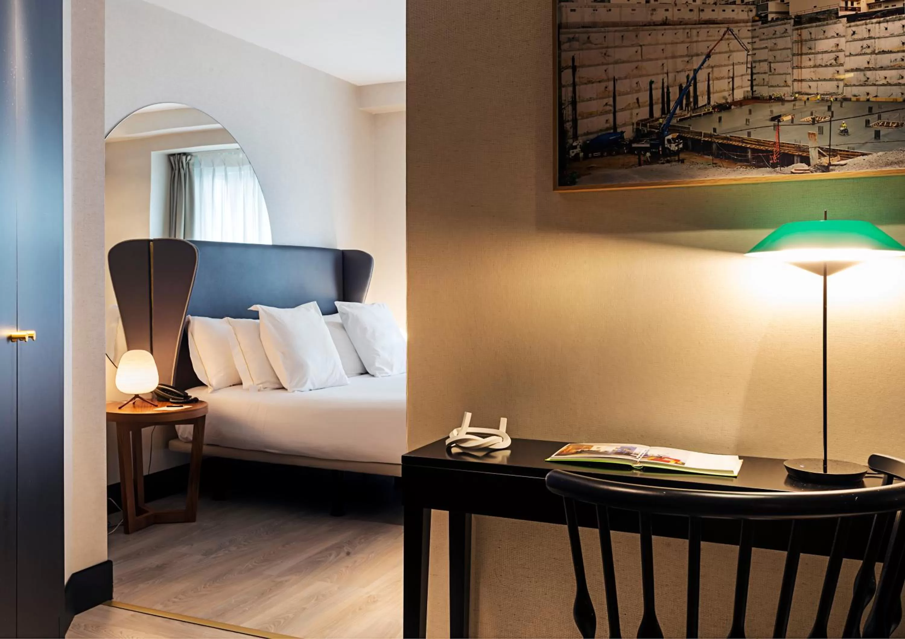 Bed in One Shot Luchana