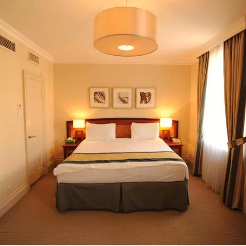 Bedroom, Bed in The Sumner Hotel