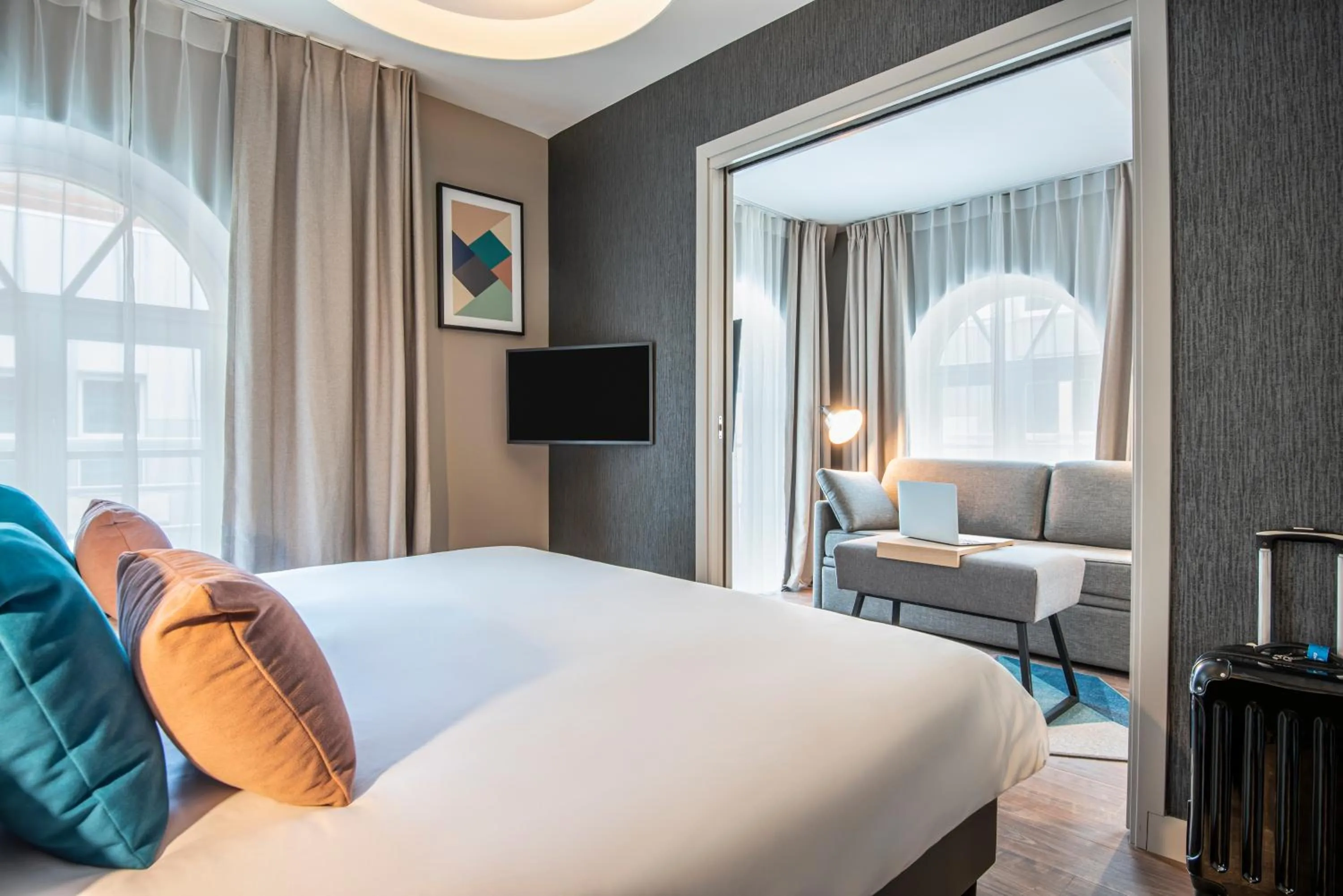 Photo of the whole room, Bed in Aparthotel Adagio Lille Centre Grand Place