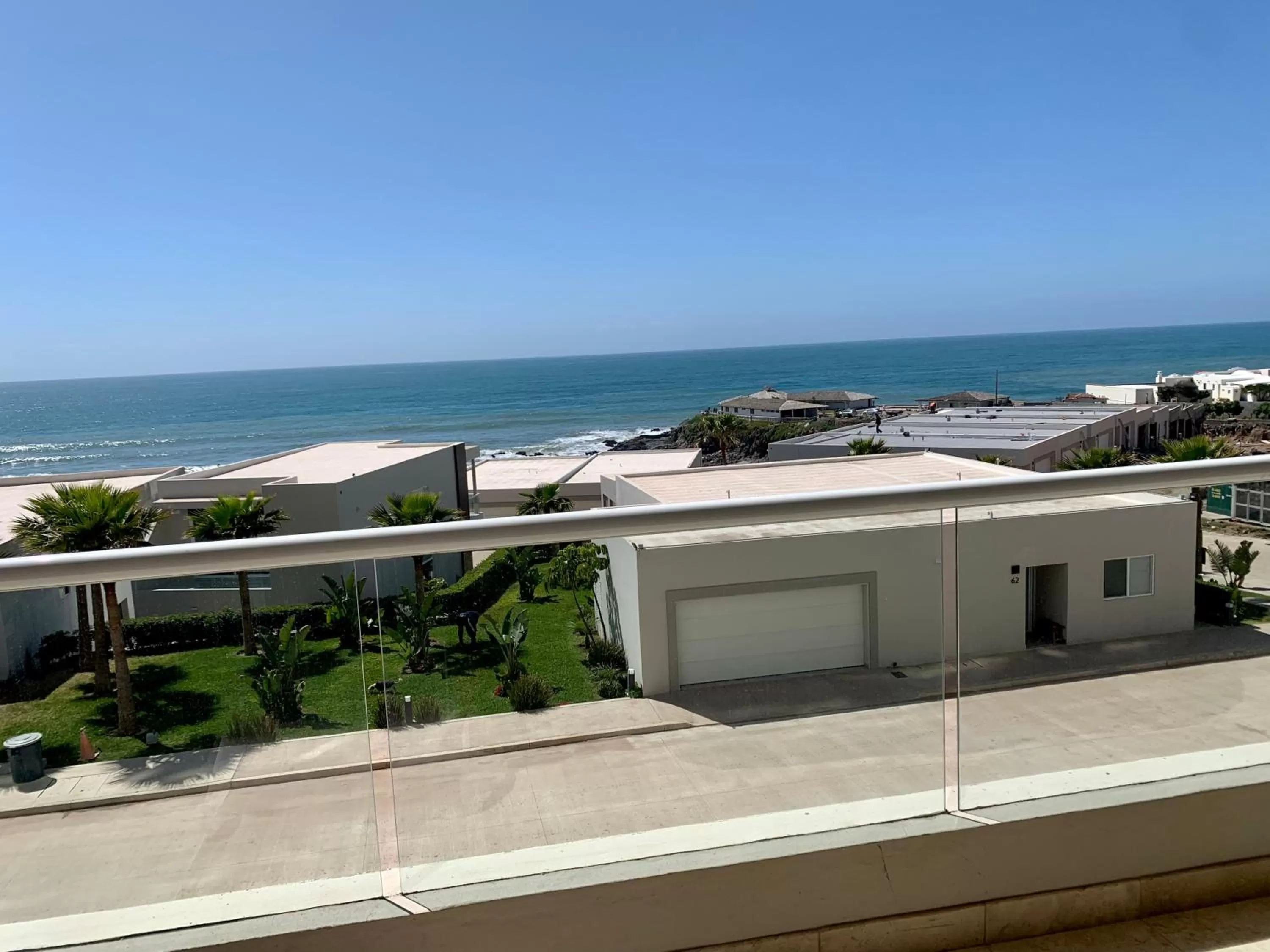 Sea View in Fabulous Ocean View Condo with Walking Distance to the Beach!