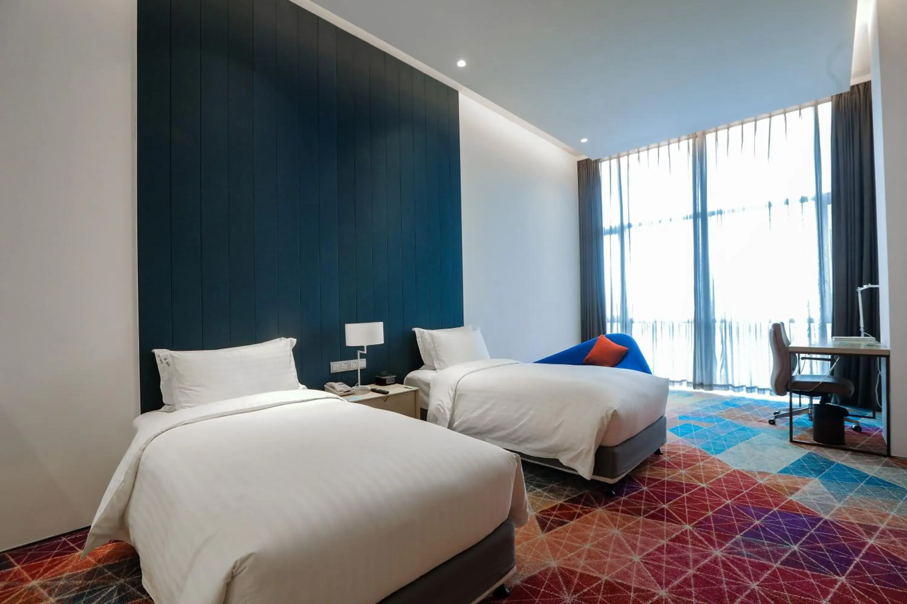 Standard Twin Room in Holiday Inn Express Shanghai Songjiang Fangta by IHG Standard Twin Room in Holiday Inn Express Shanghai Songjiang Fangta by IHG