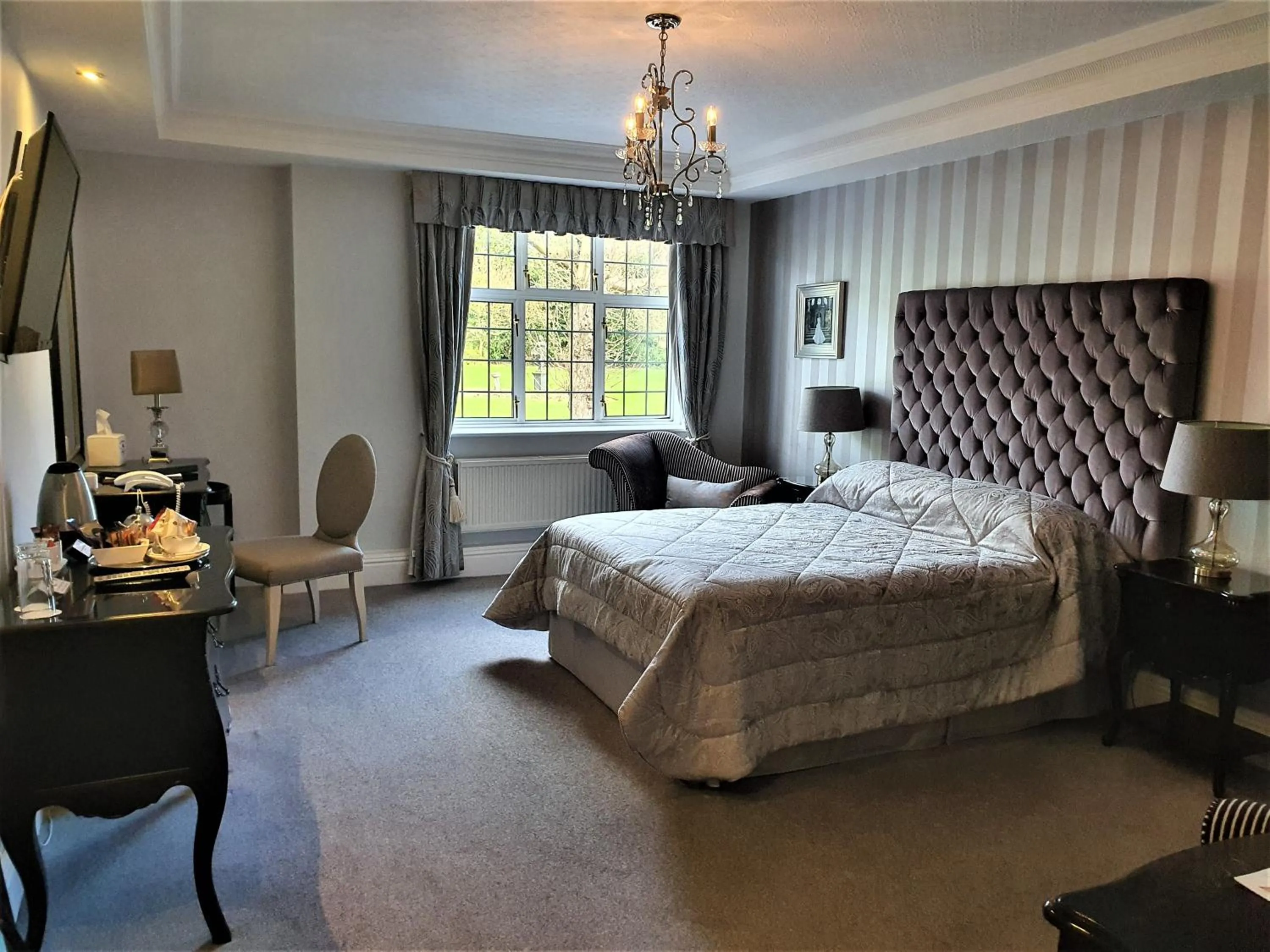 Photo of the whole room, Bed in Nuthurst Grange Country House Hotel & Restaurant