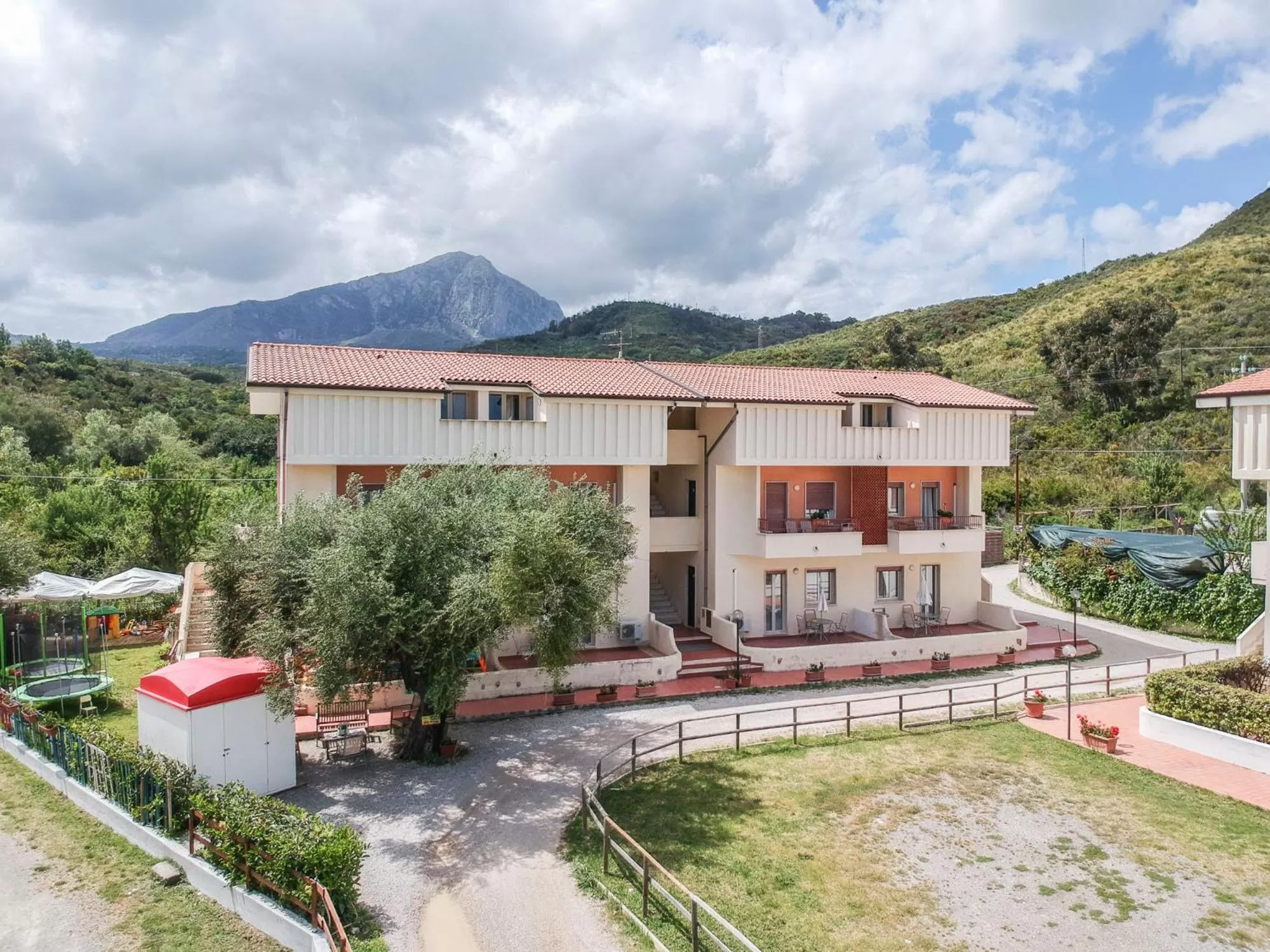 Hotel Residence il villaggio Lì cylentos Policastro Scario a 100 mt dal mare