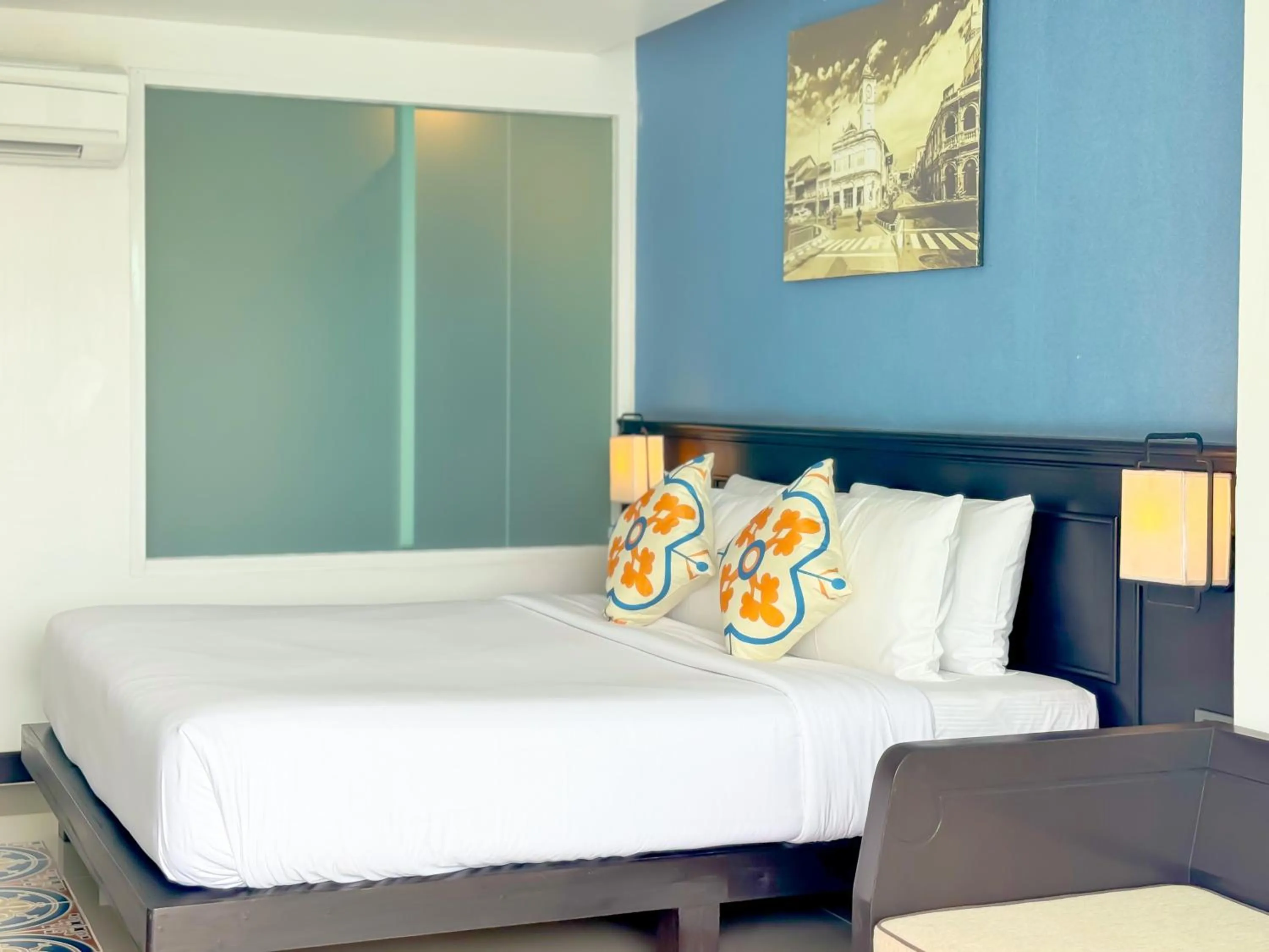 Bed in Grand Supicha City Hotel