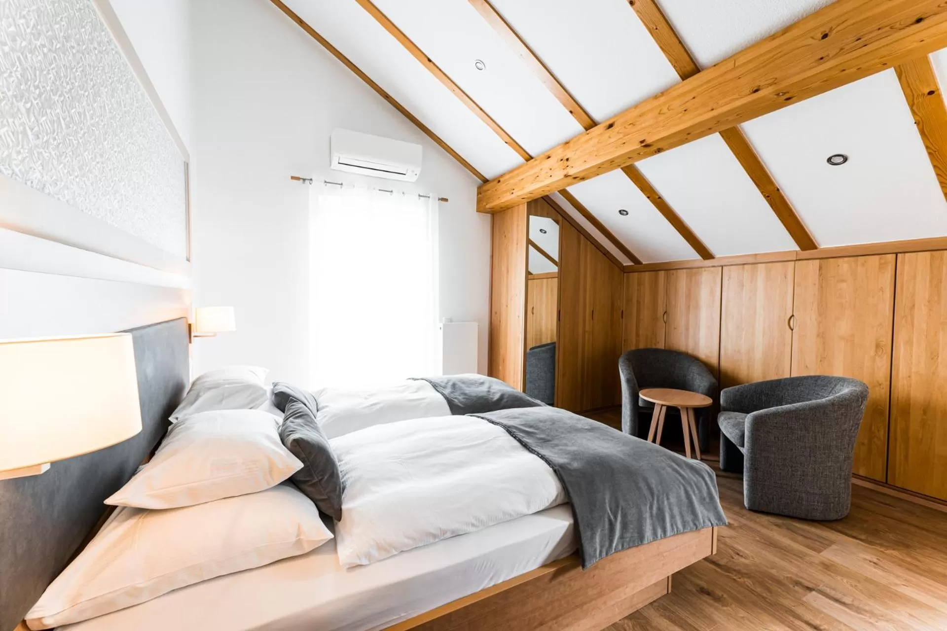 Other, Bed in Hotel Classic