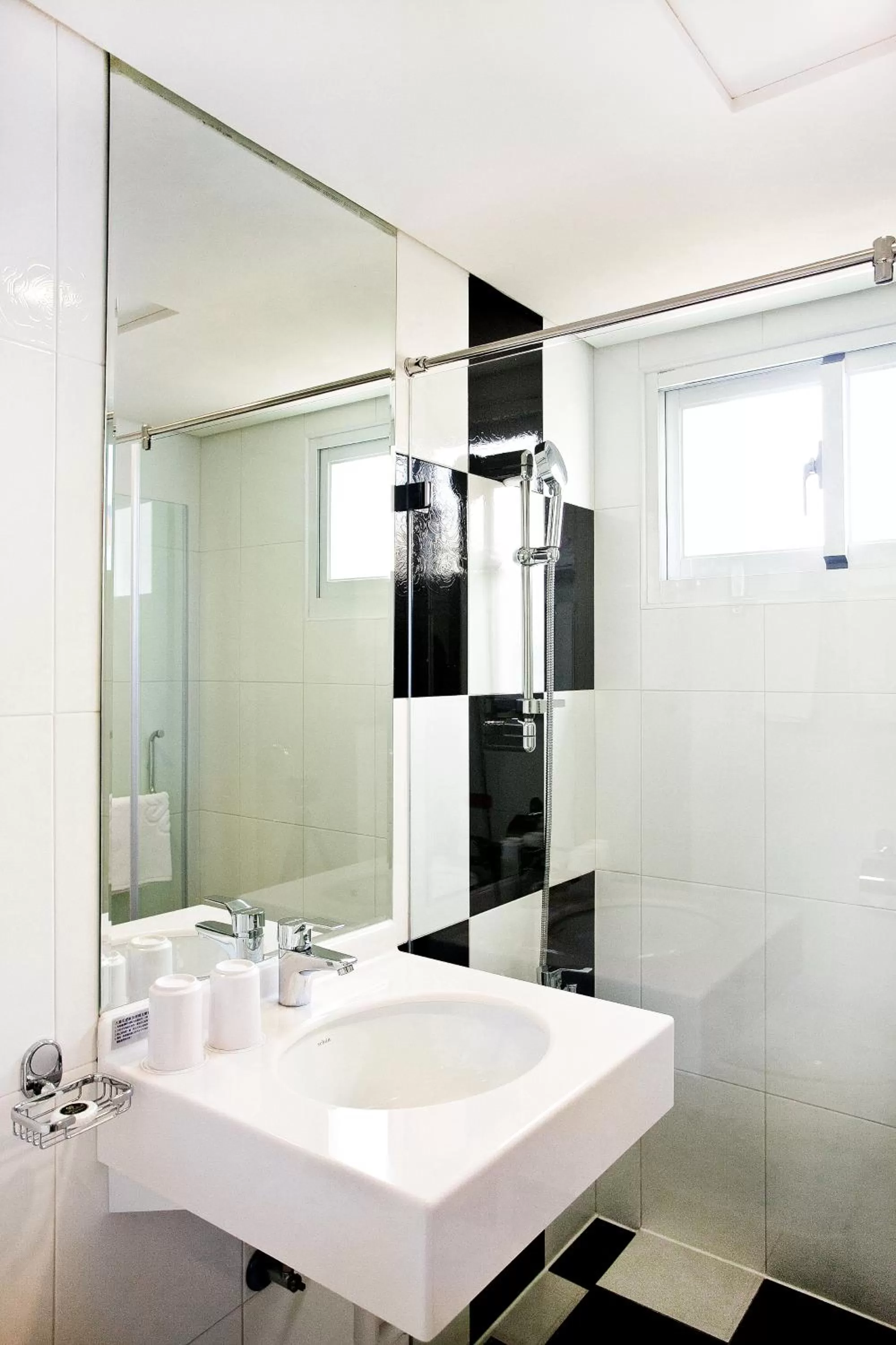 Toilet in Harmonious Hotel