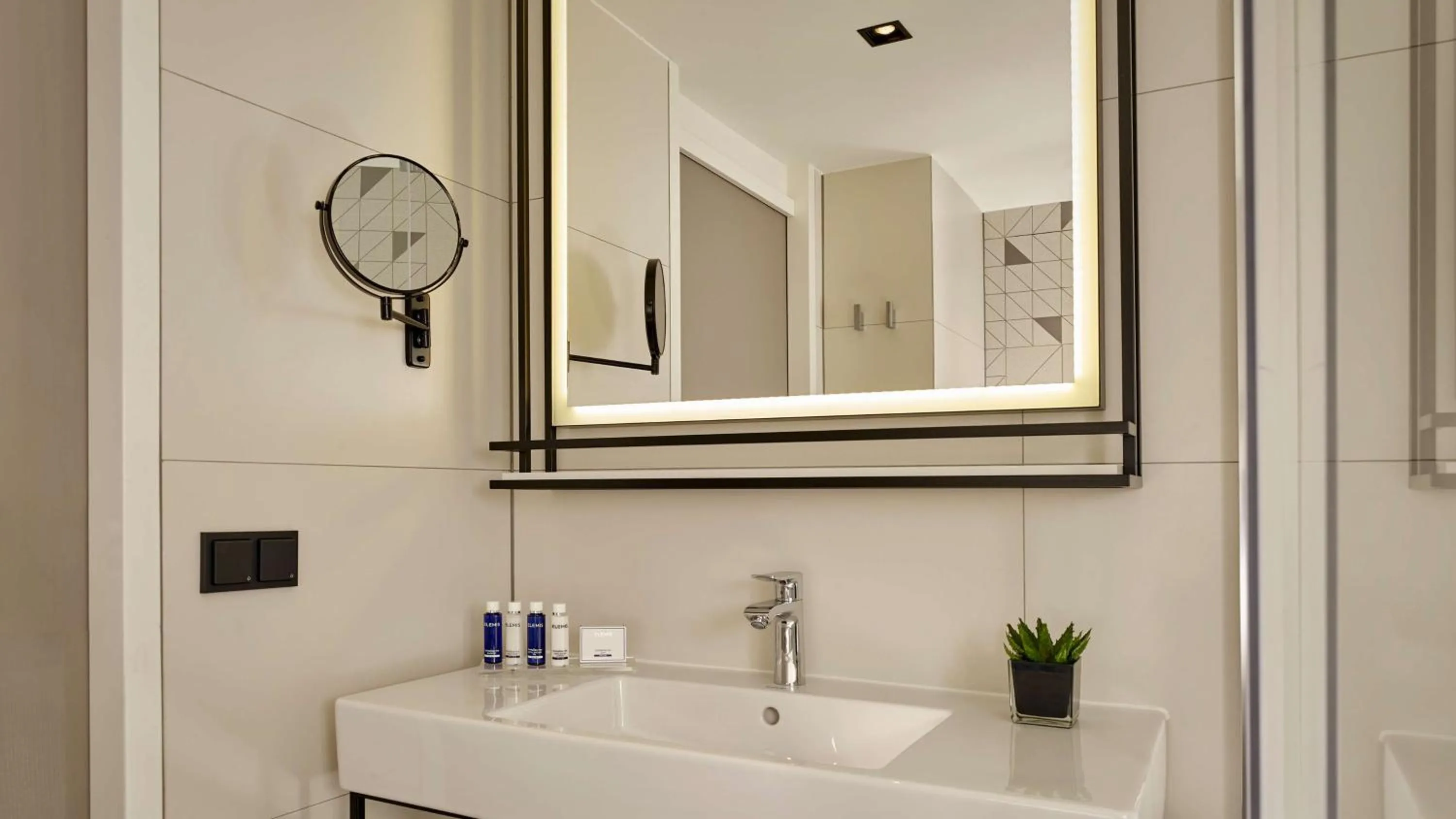 Bathroom in Park Plaza Utrecht