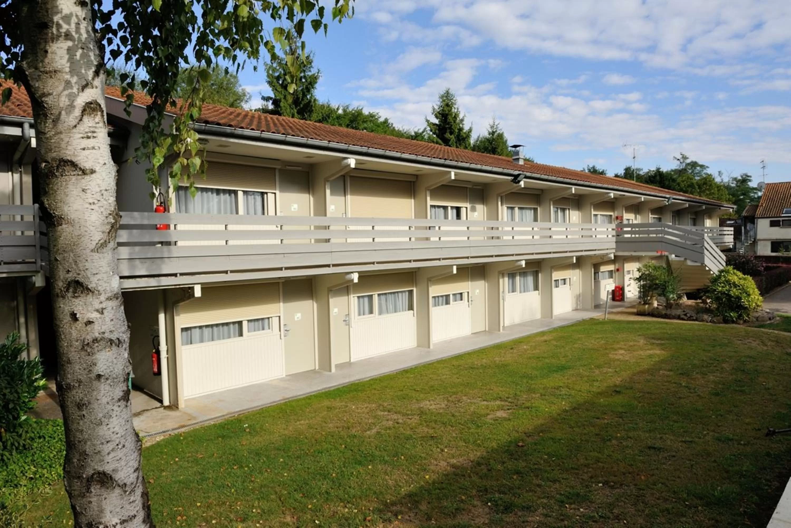 Facade/entrance, Property Building in Campanile Lyon Dardilly Porte De Lyon