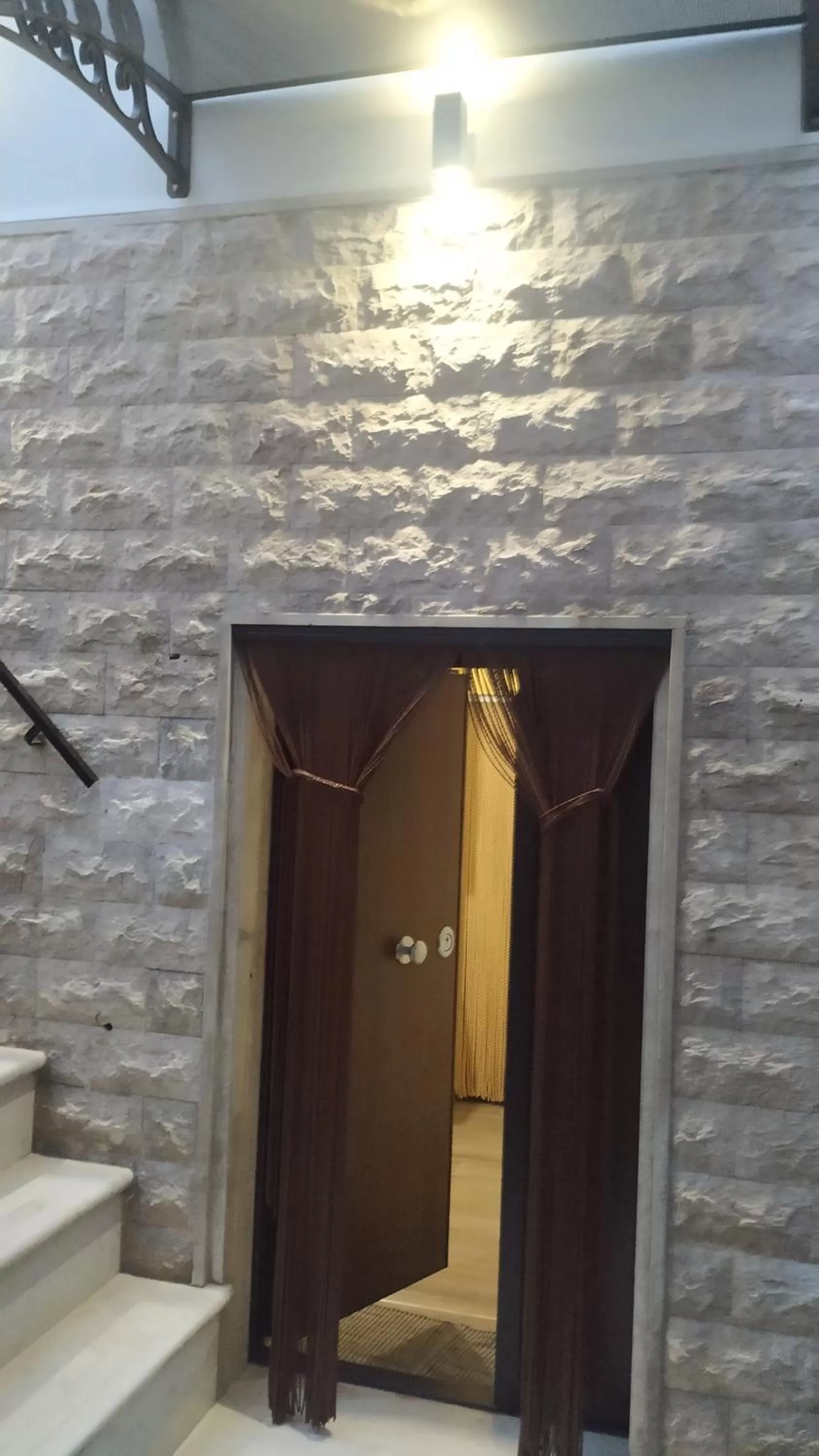 Facade/entrance in Comeacasa B&B