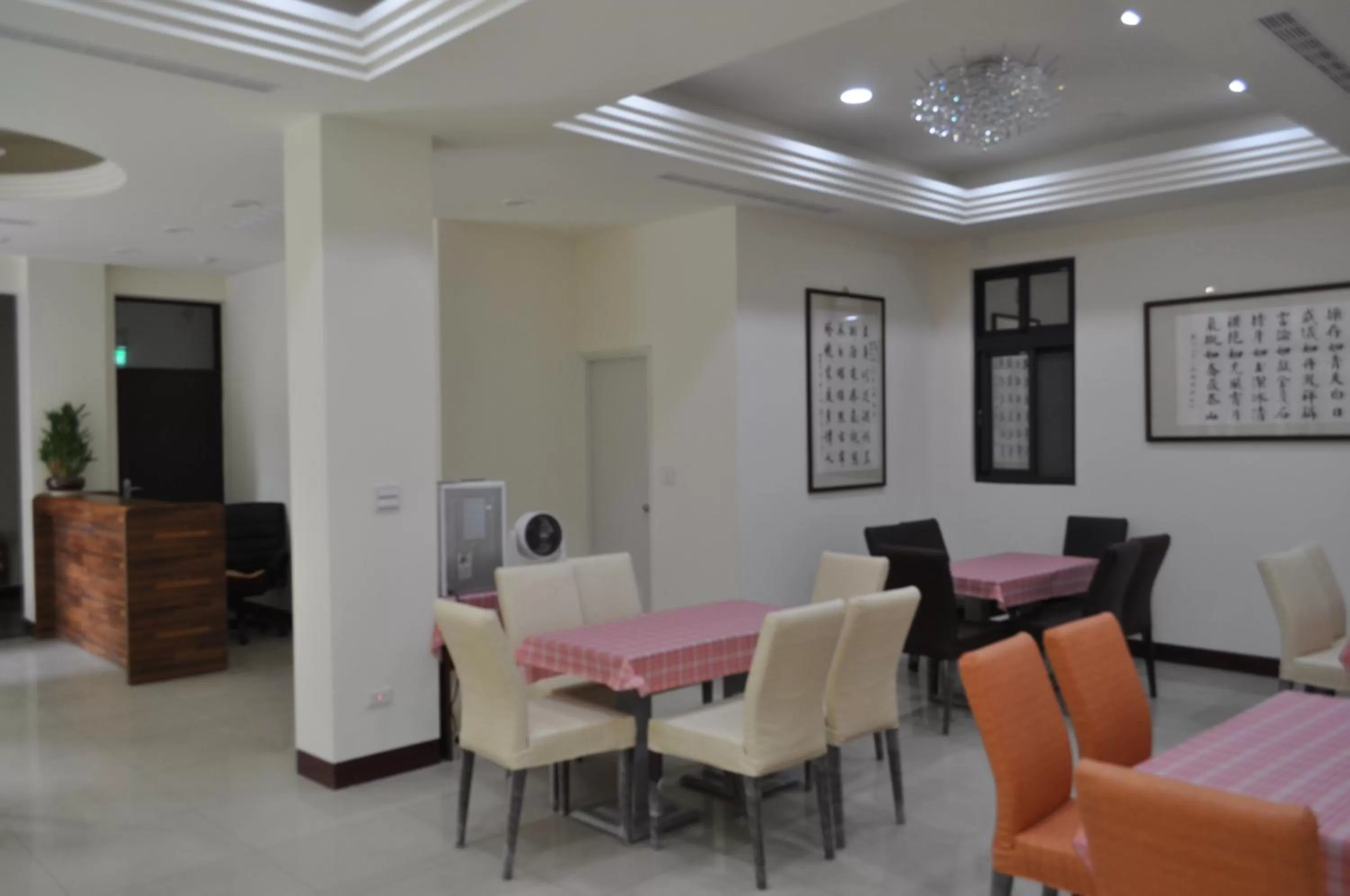 Lobby or reception, Dining Area in Frank B&B