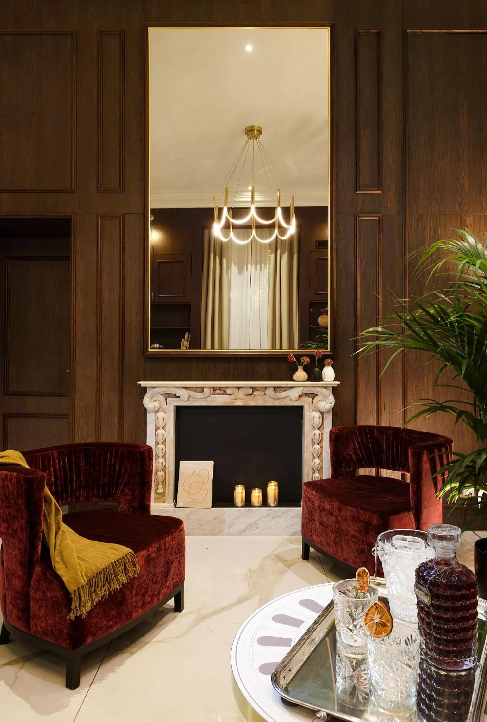 Library in Elizabeth Unique Hotel | a Member of Design Hotels™