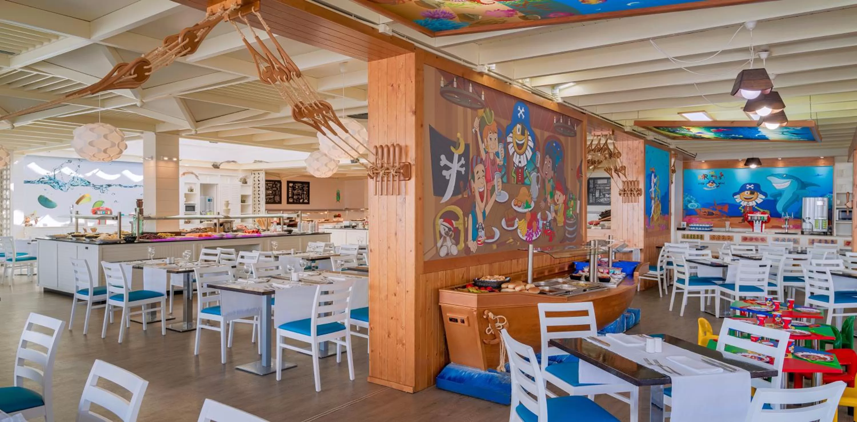 Restaurant/places to eat in H10 Suites Lanzarote Gardens