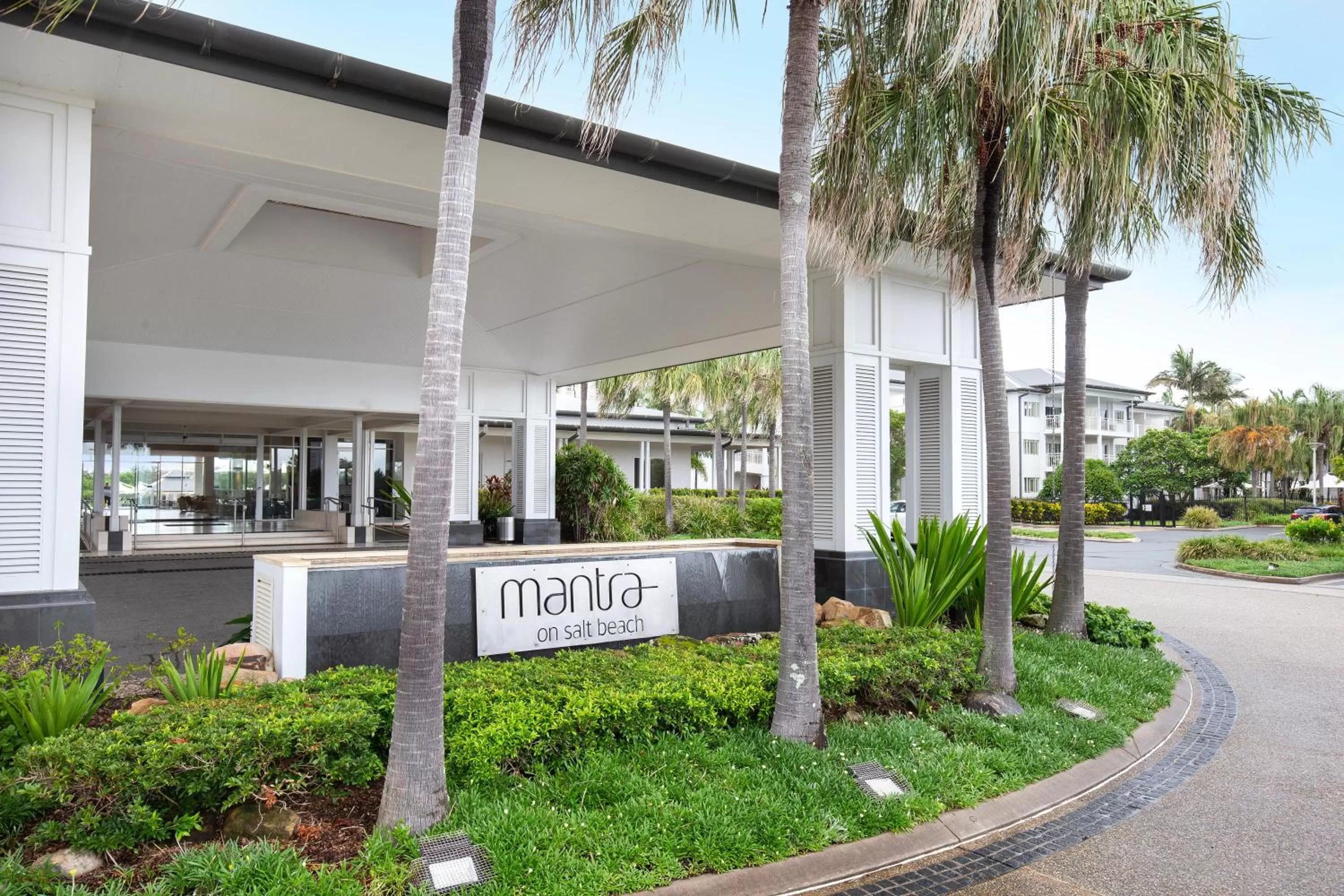 Property building in Mantra on Salt Beach