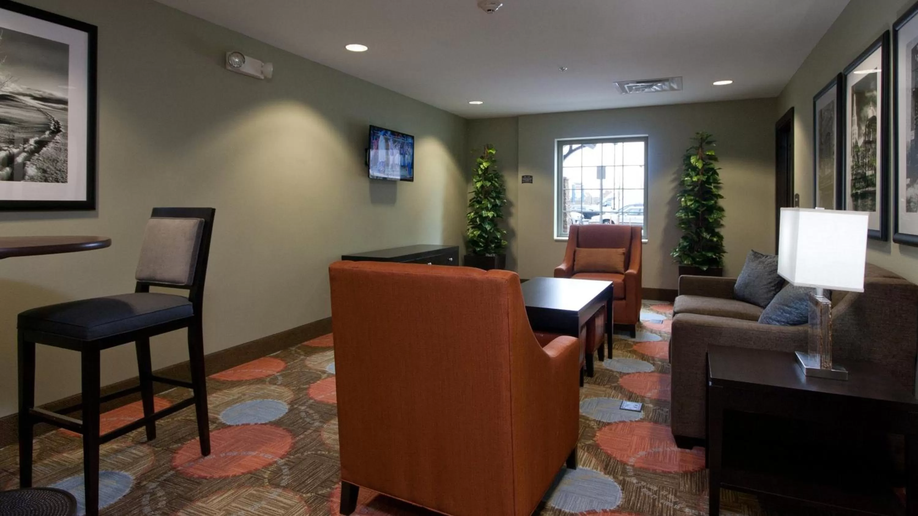 Lobby or reception in Staybridge Suites Buffalo-Amherst by IHG